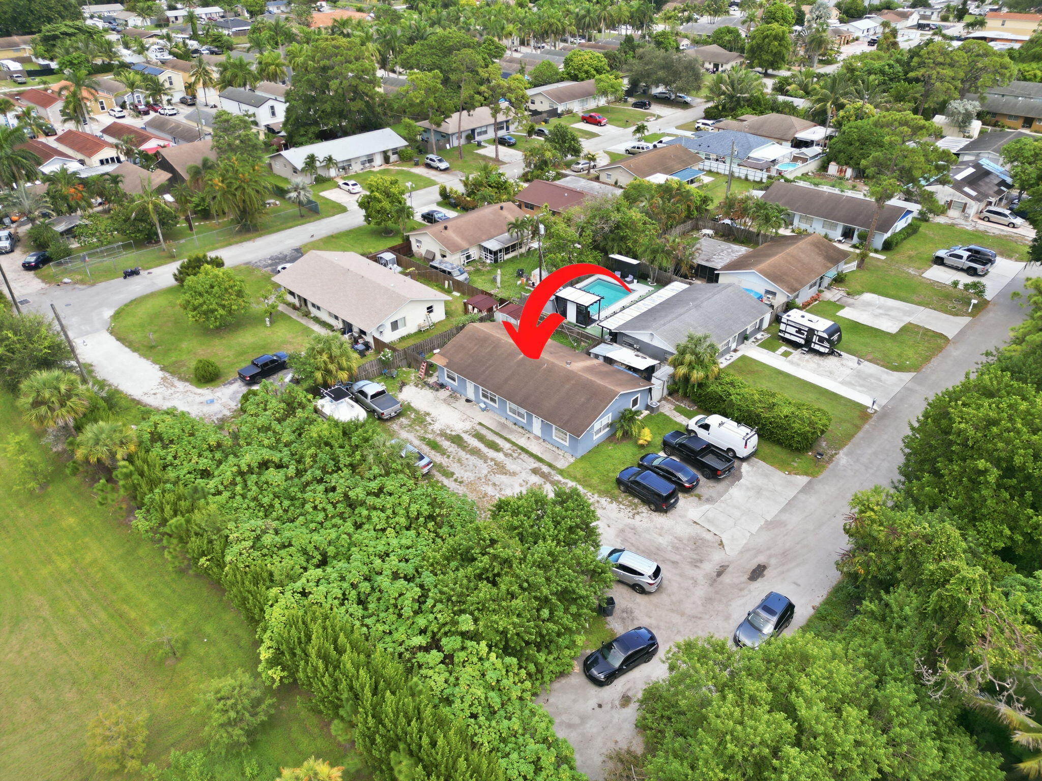 main property photo 11