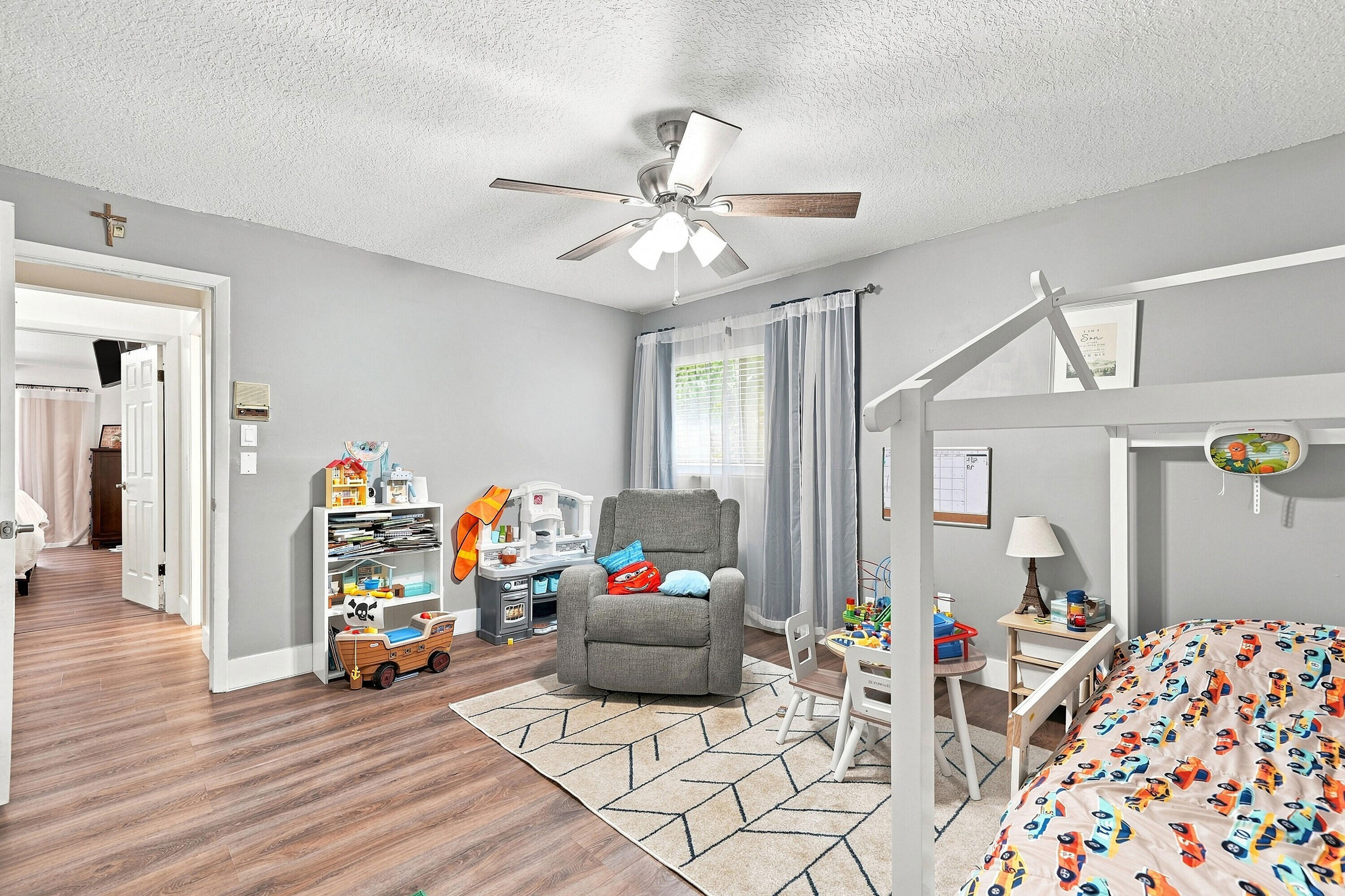 main property photo 42