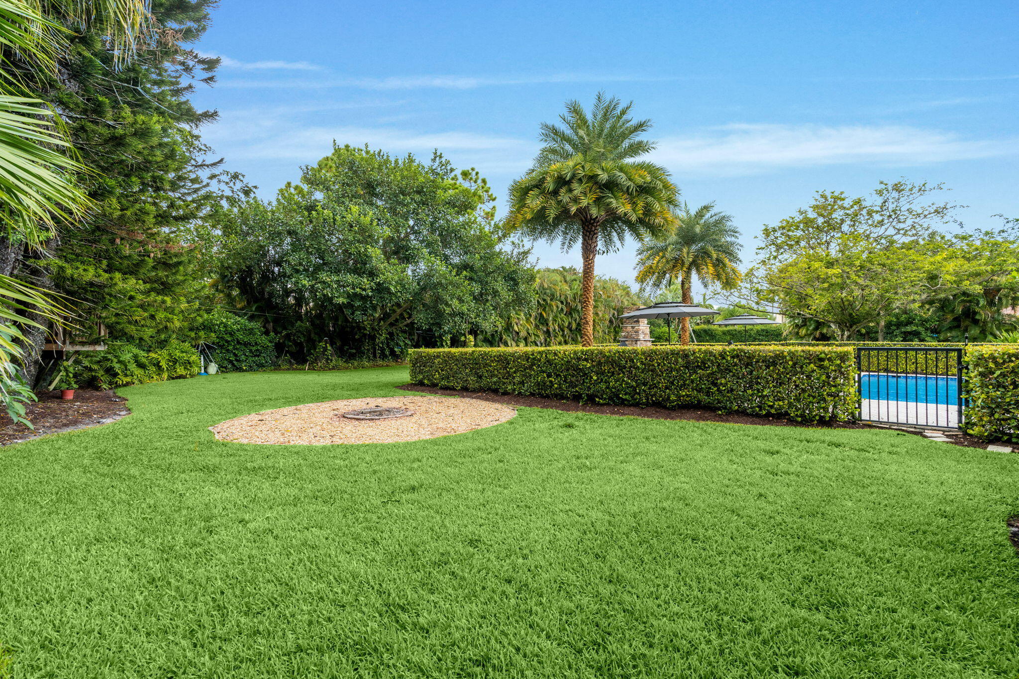 main property photo 67