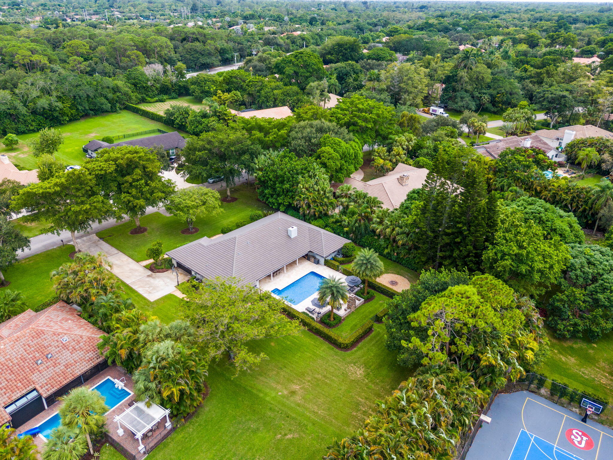 main property photo 82