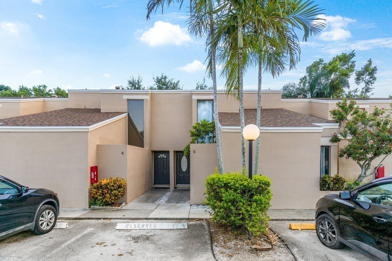 main property photo 22