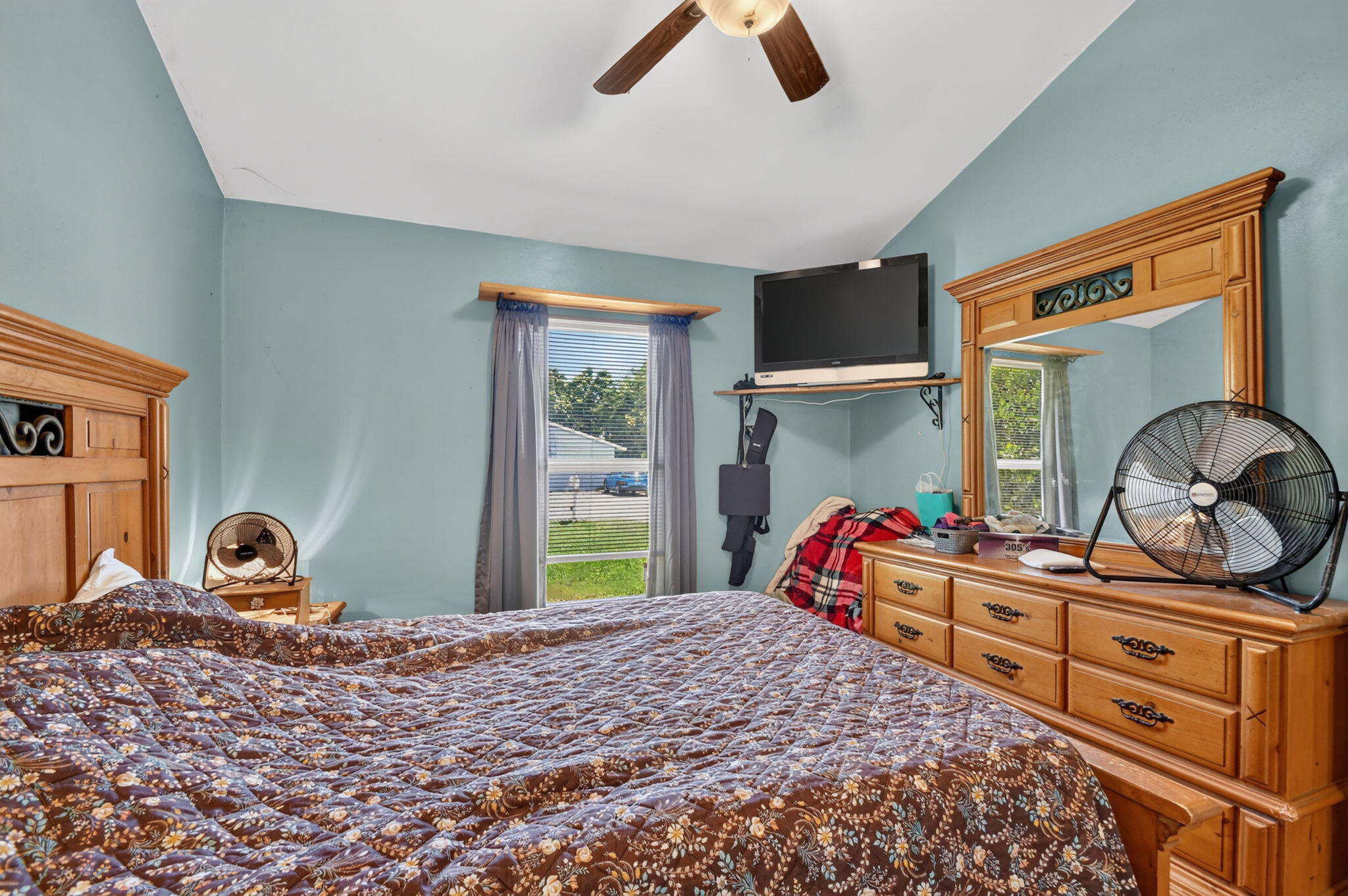 main property photo 61