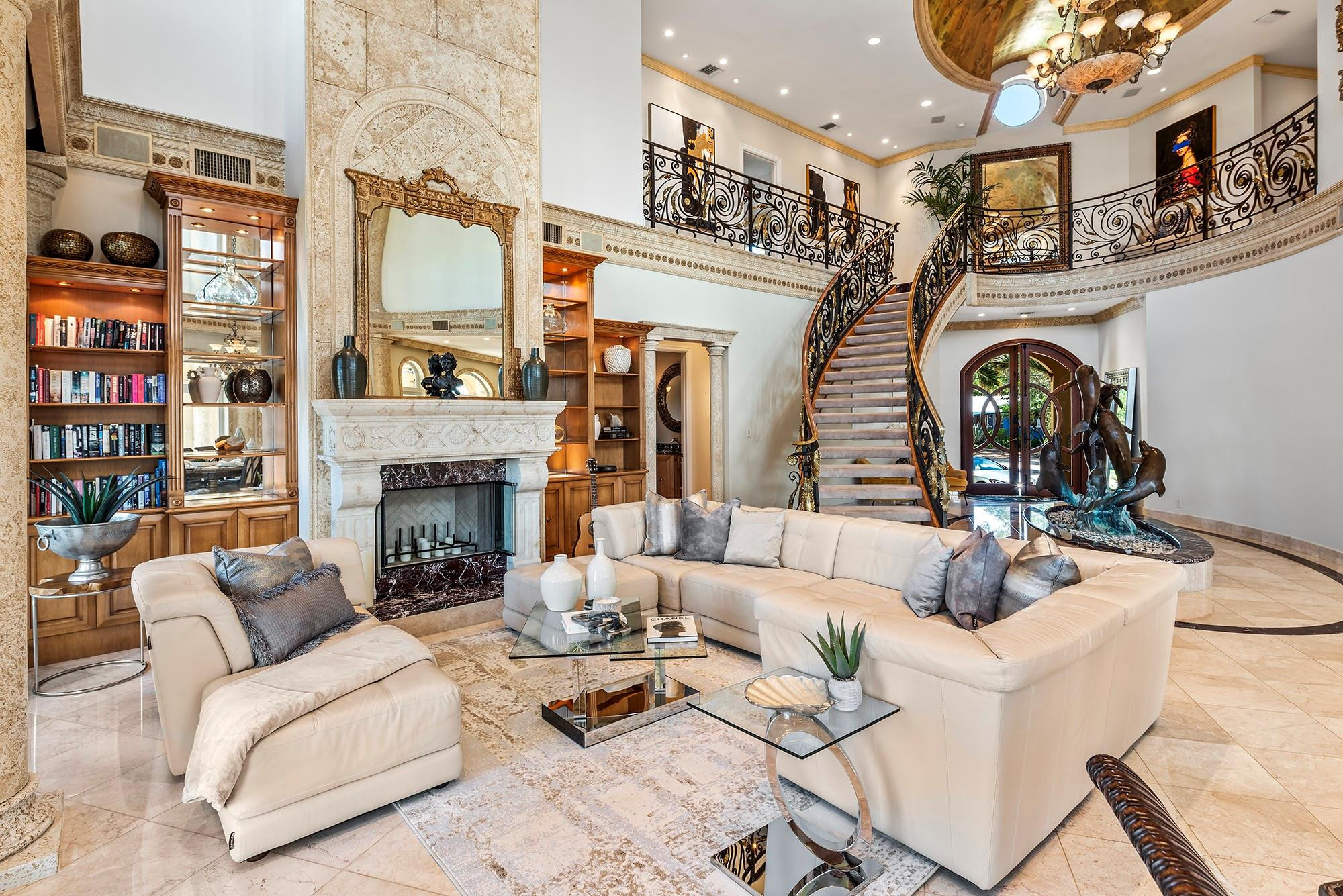 main property photo 10