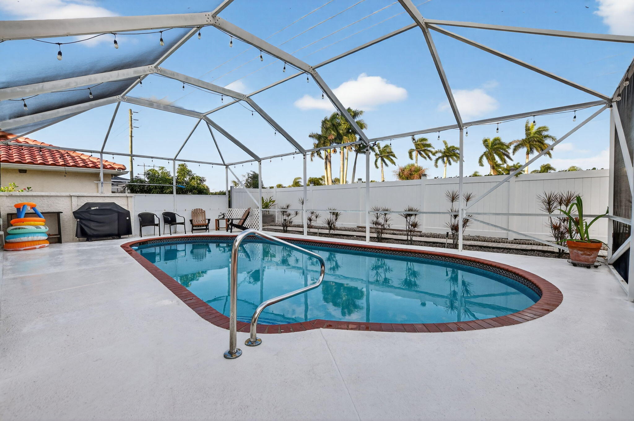 main property photo 54