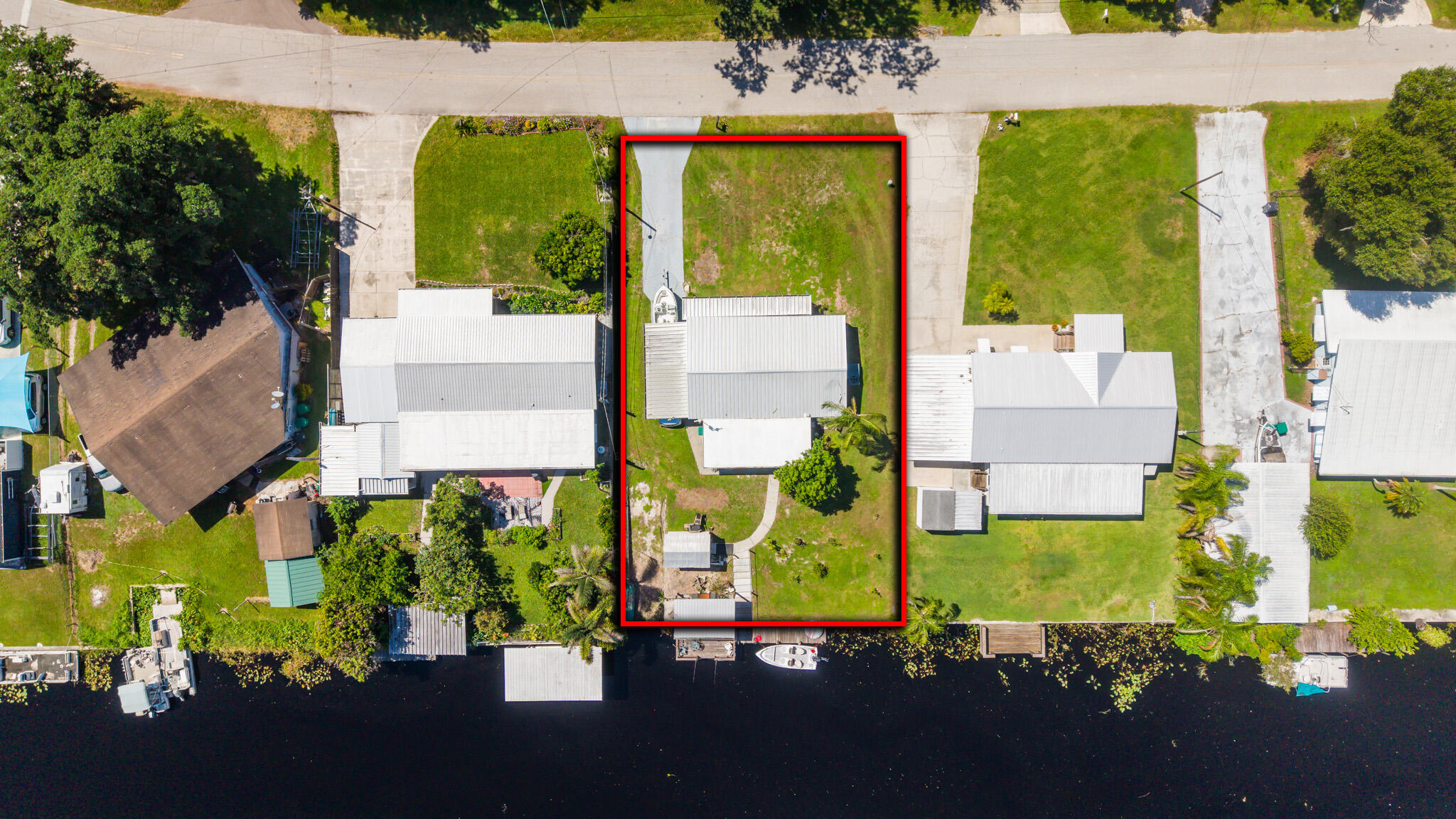main property photo 14