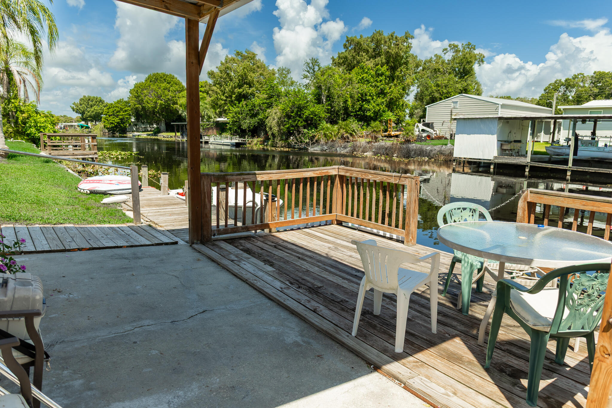 main property photo 33