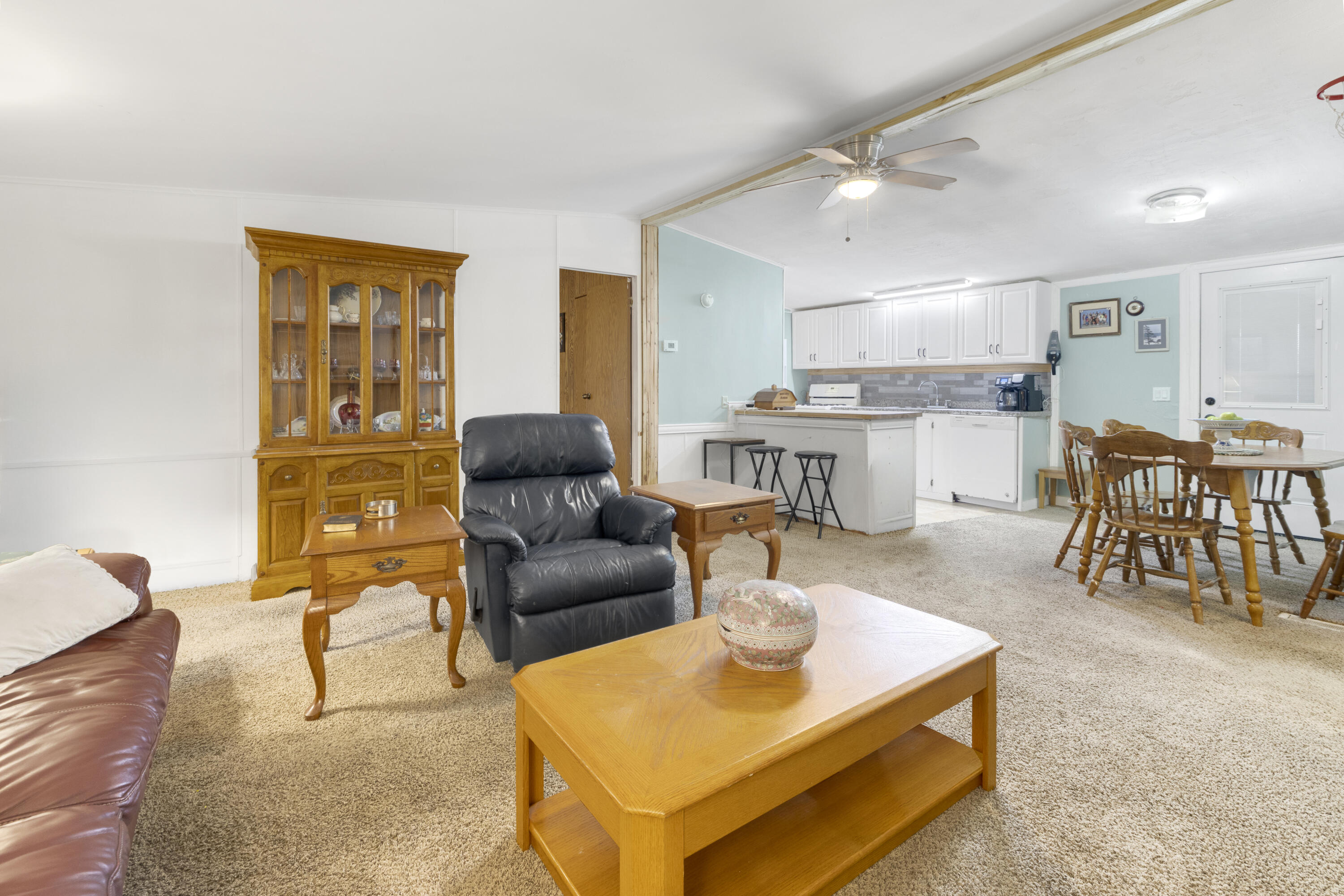 main property photo 48