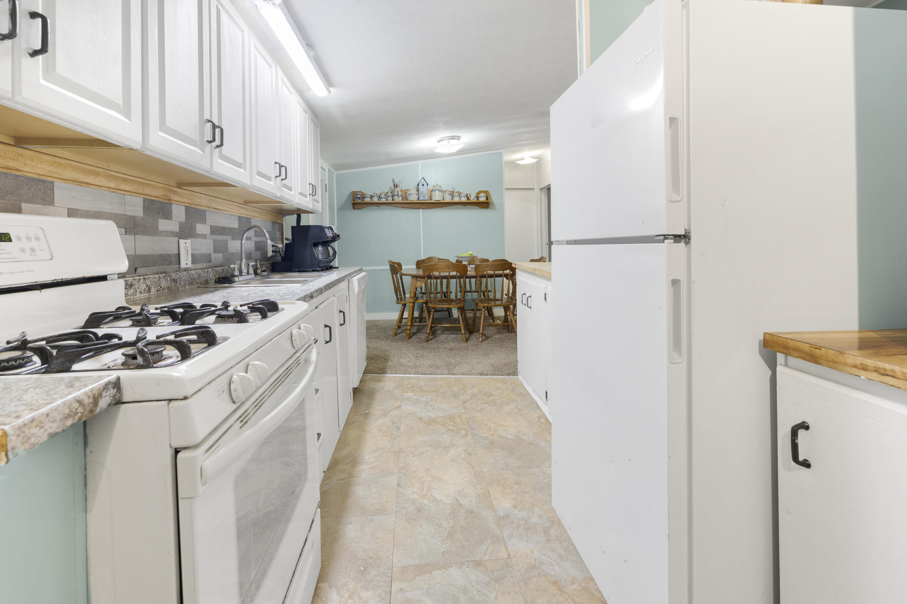 main property photo 59