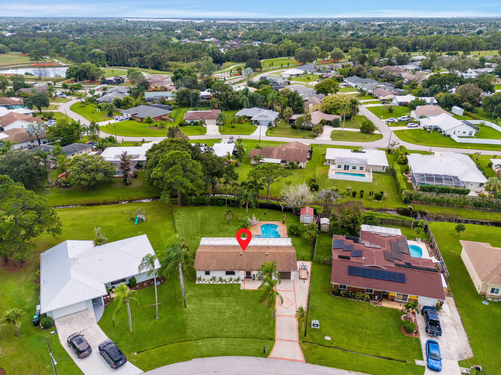 main property photo 50