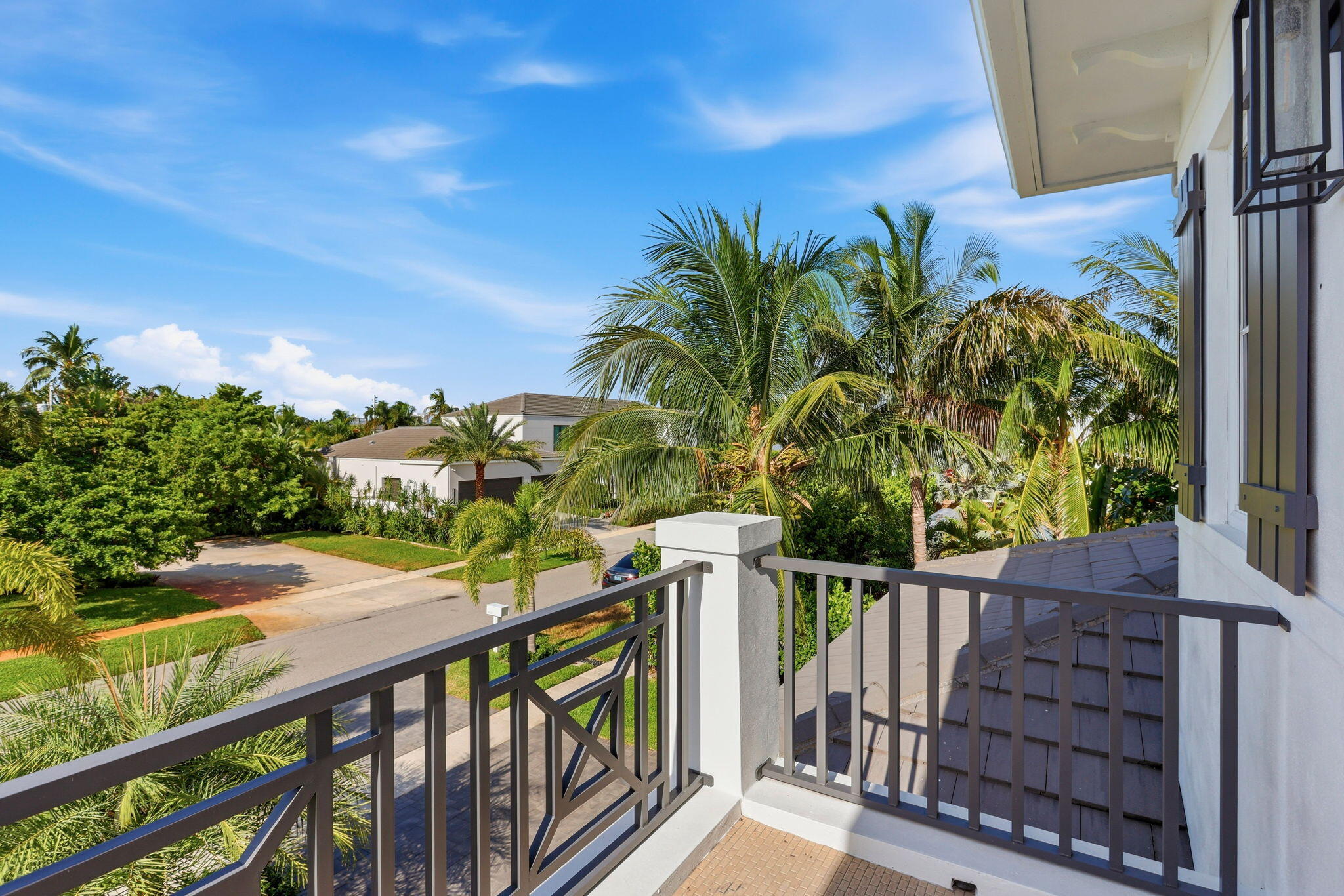 main property photo 59