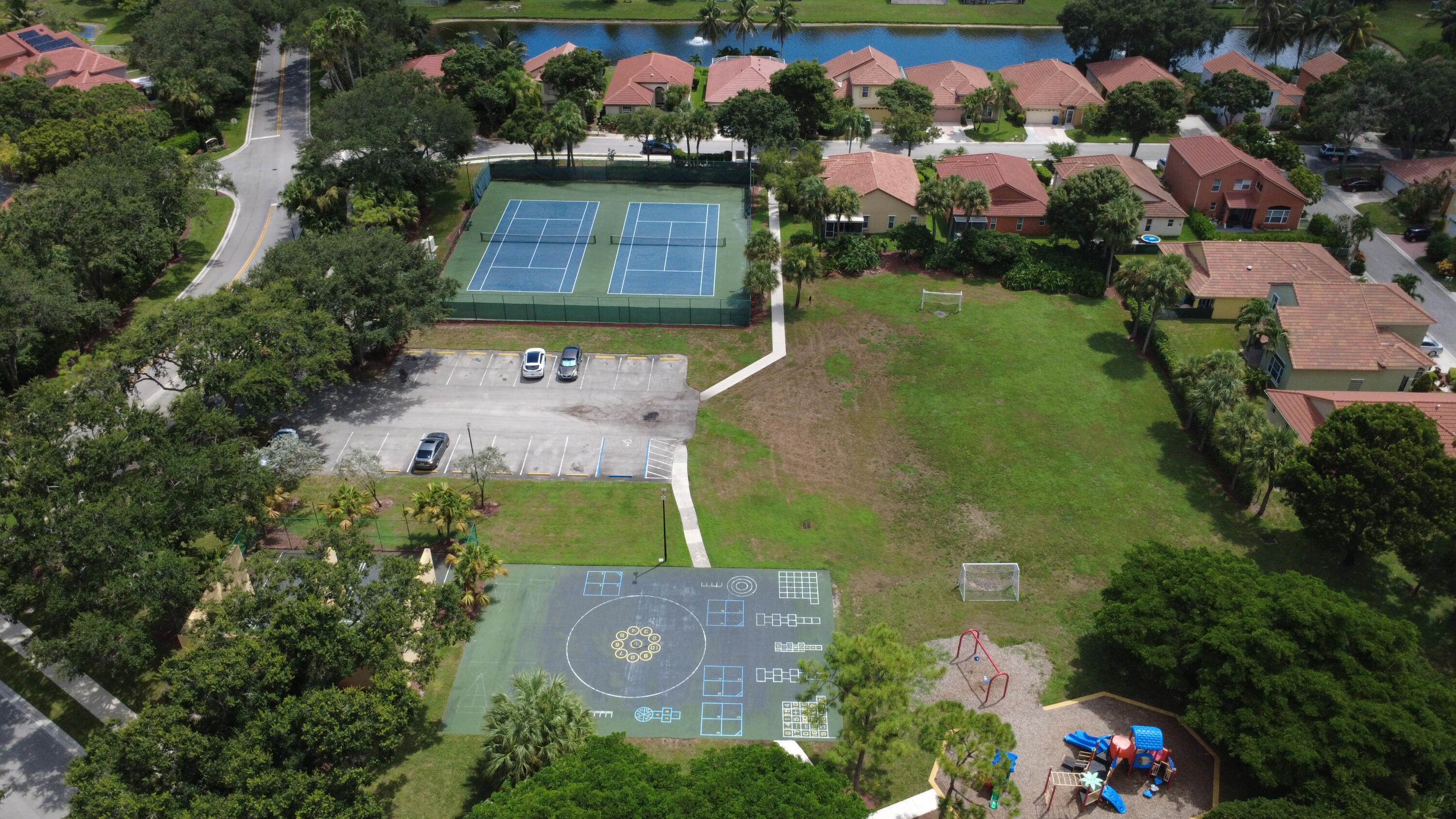 main property photo 39