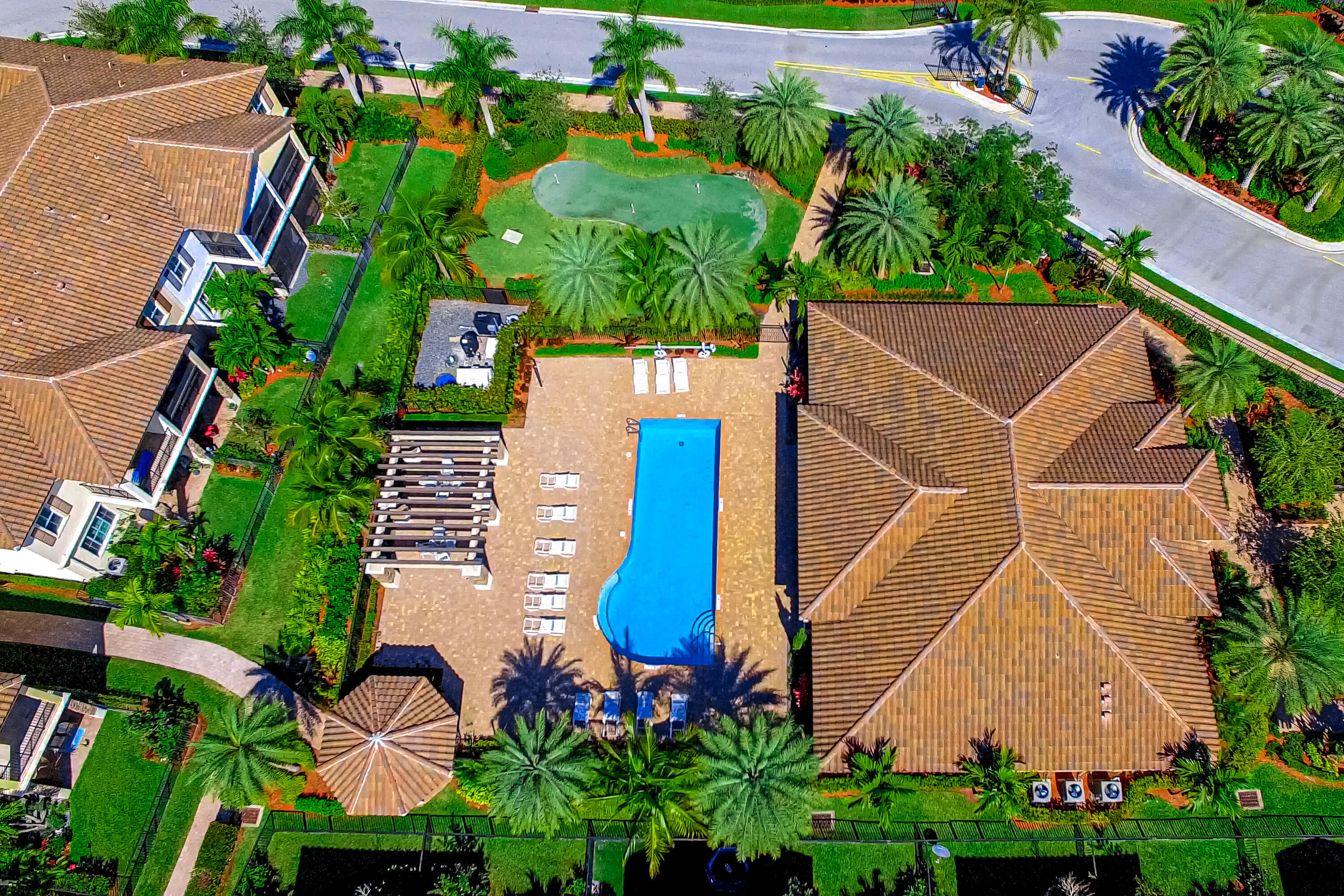 main property photo 75