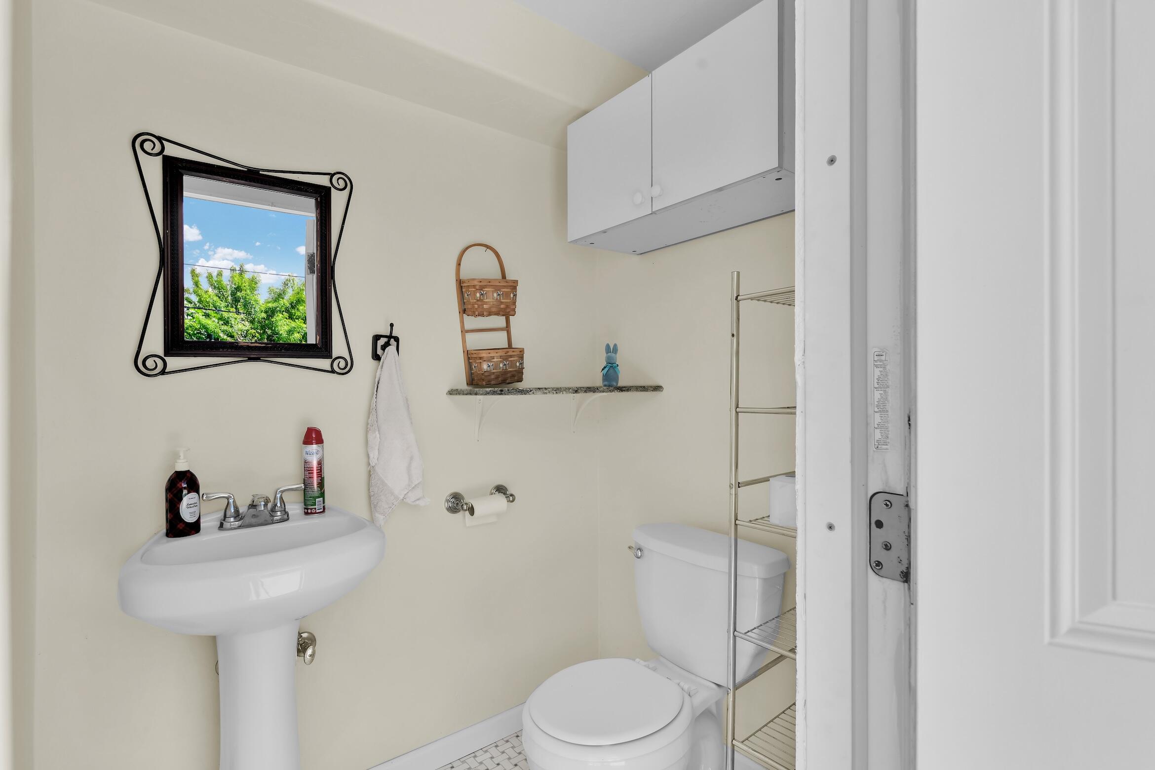 main property photo 41