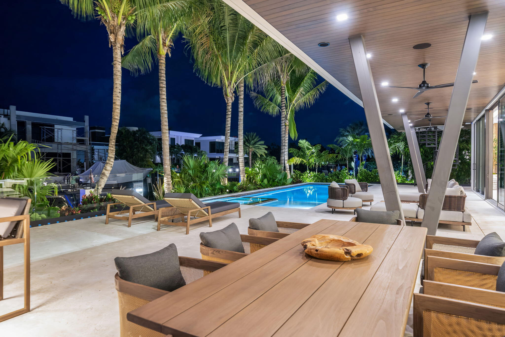 main property photo 65