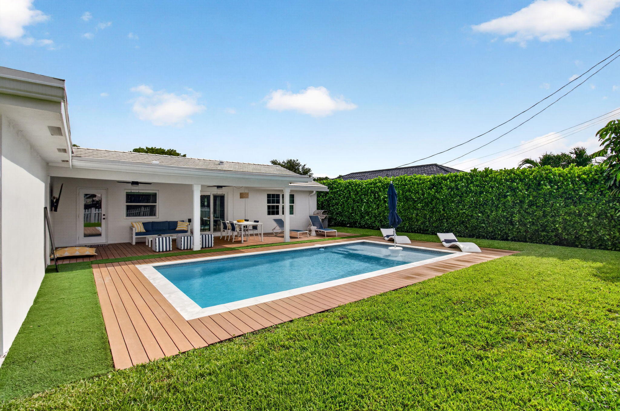 main property photo 78