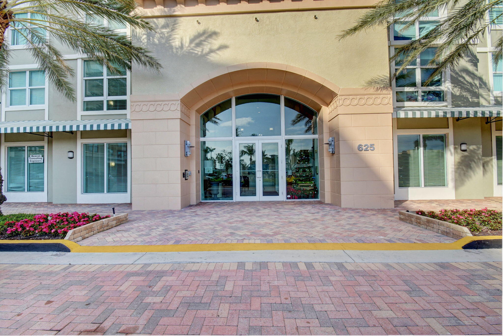 main property photo 40