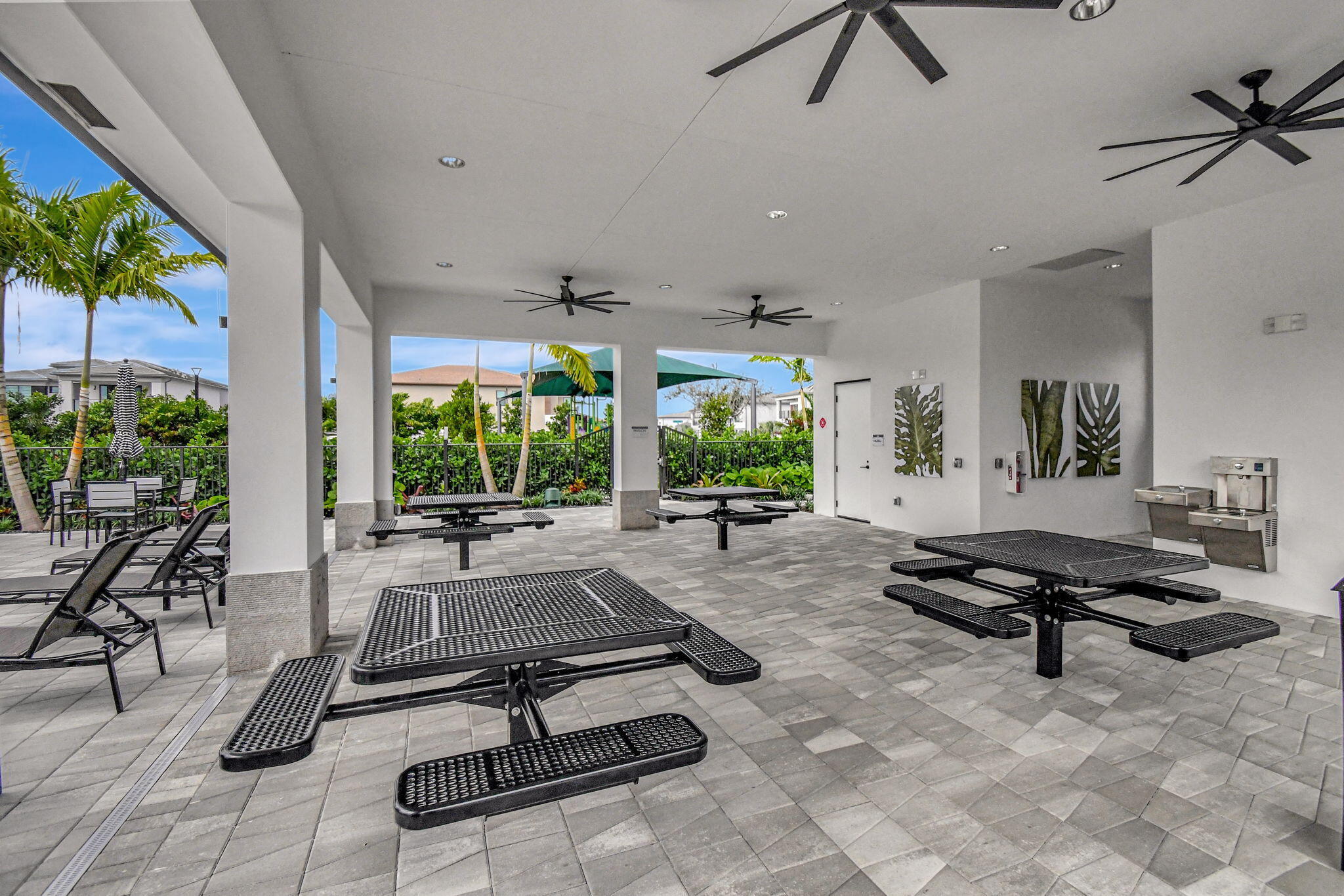 main property photo 74