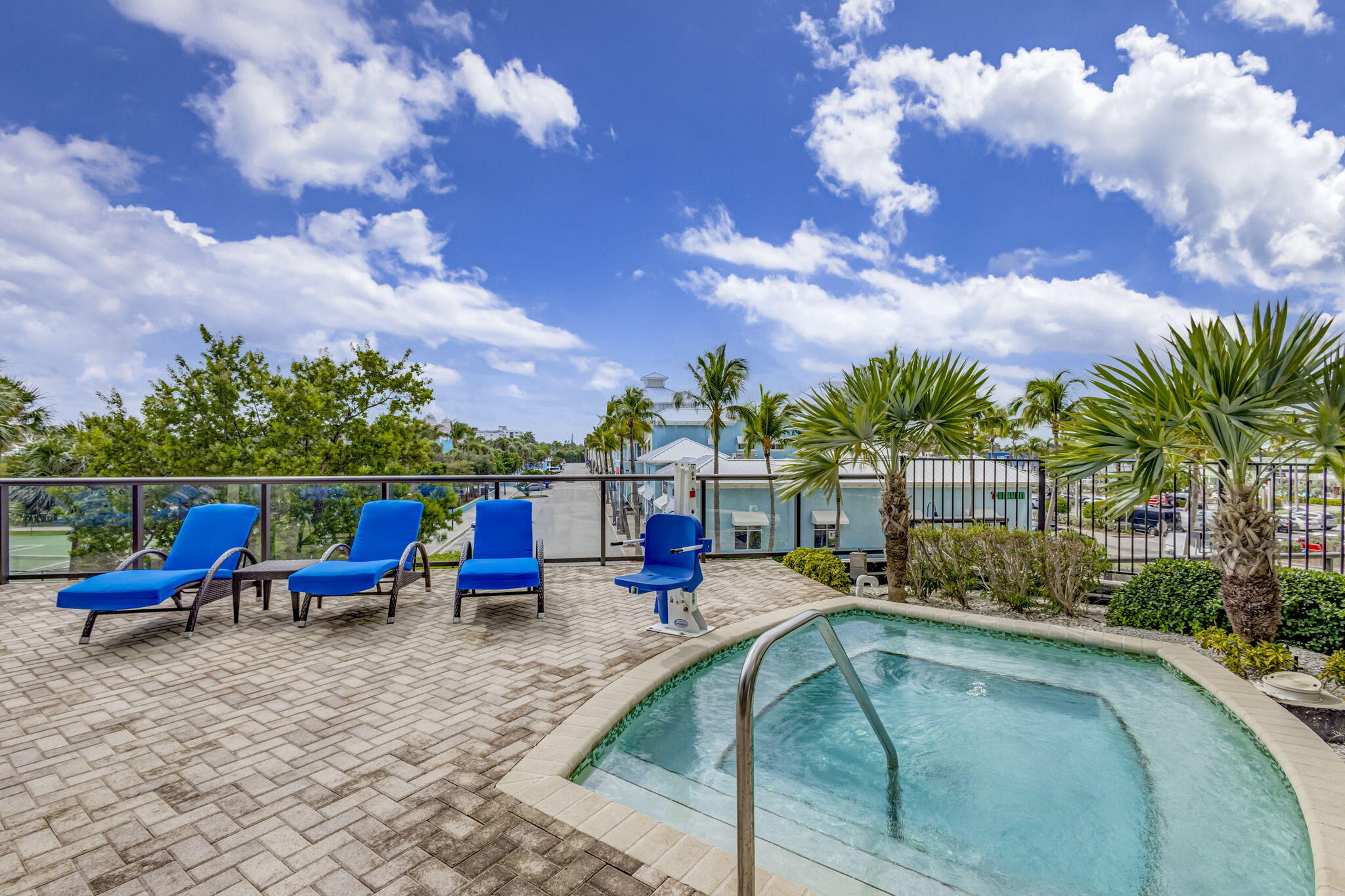 main property photo 81