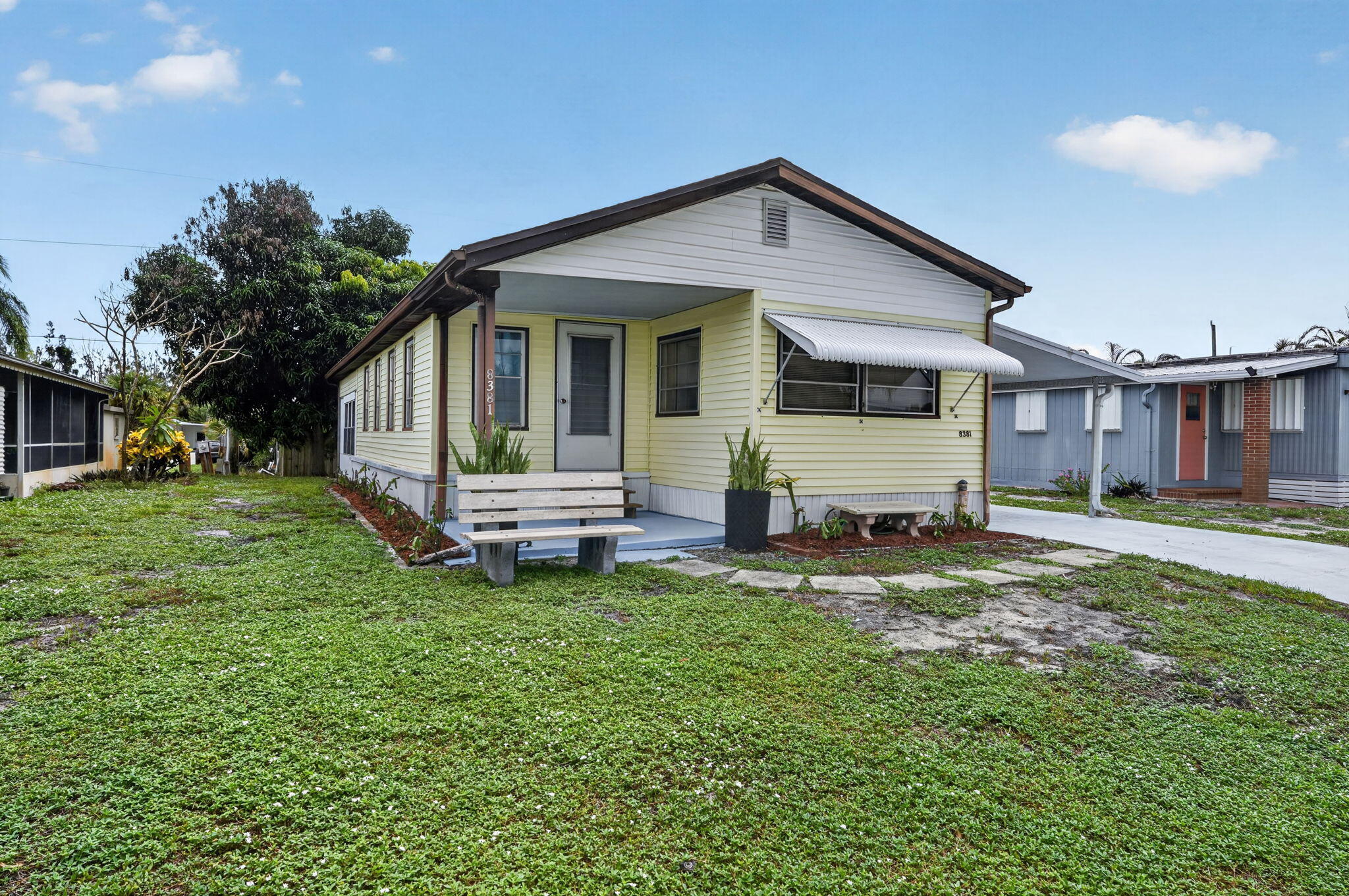 property viewer photo 2