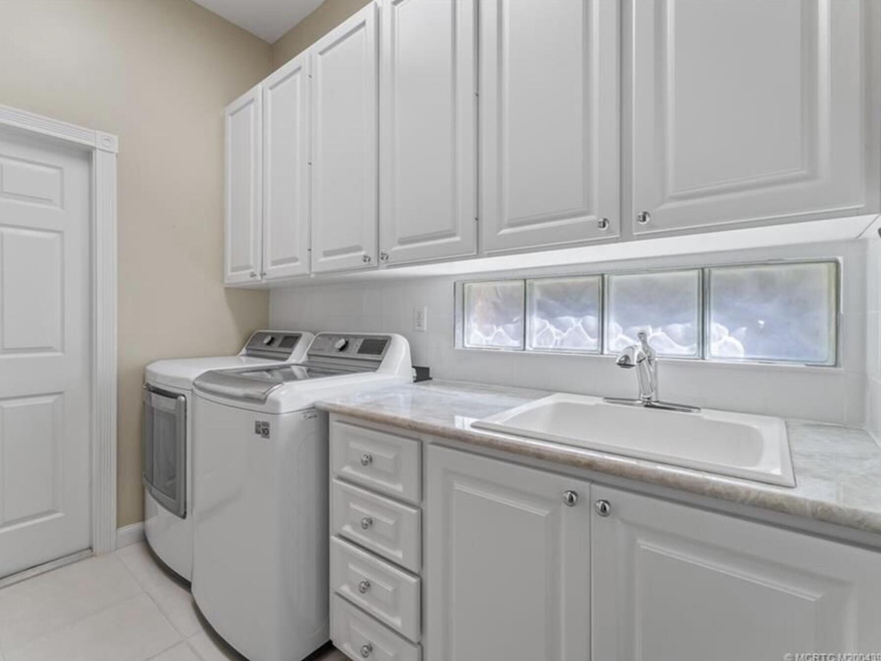 main property photo 77
