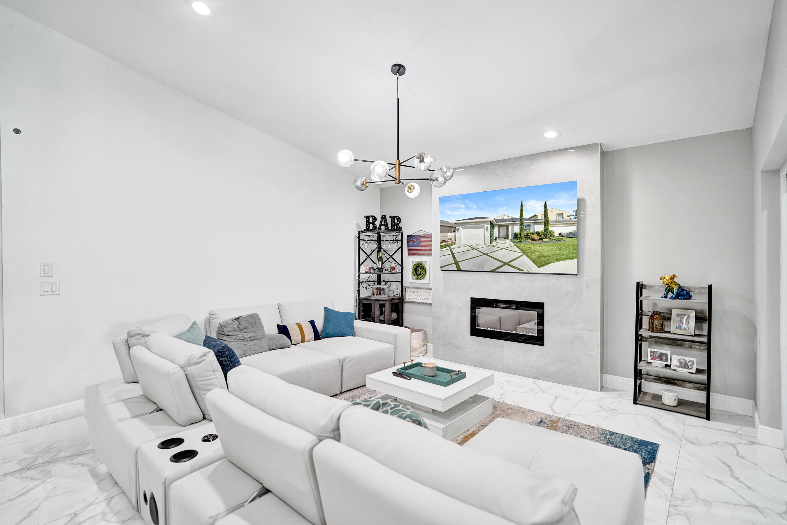 main property photo 79