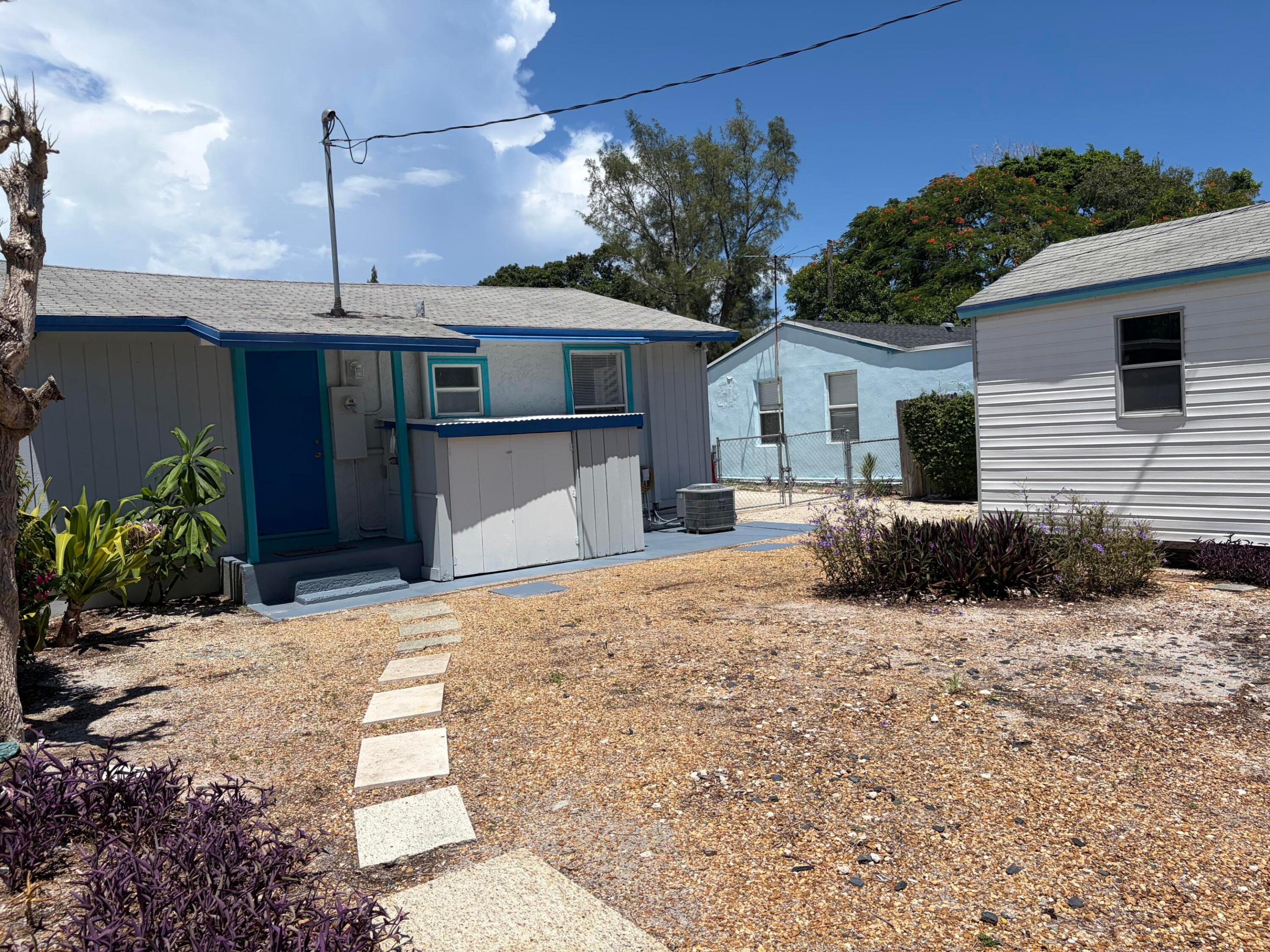 main property photo 34