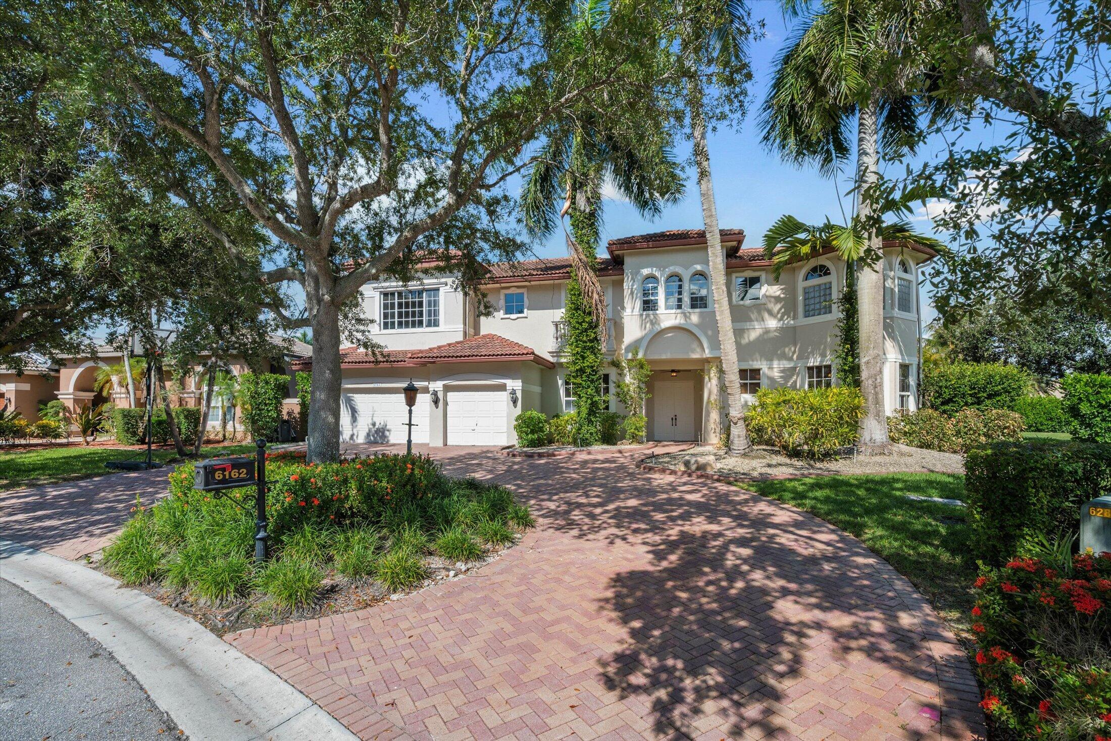 main property photo 7