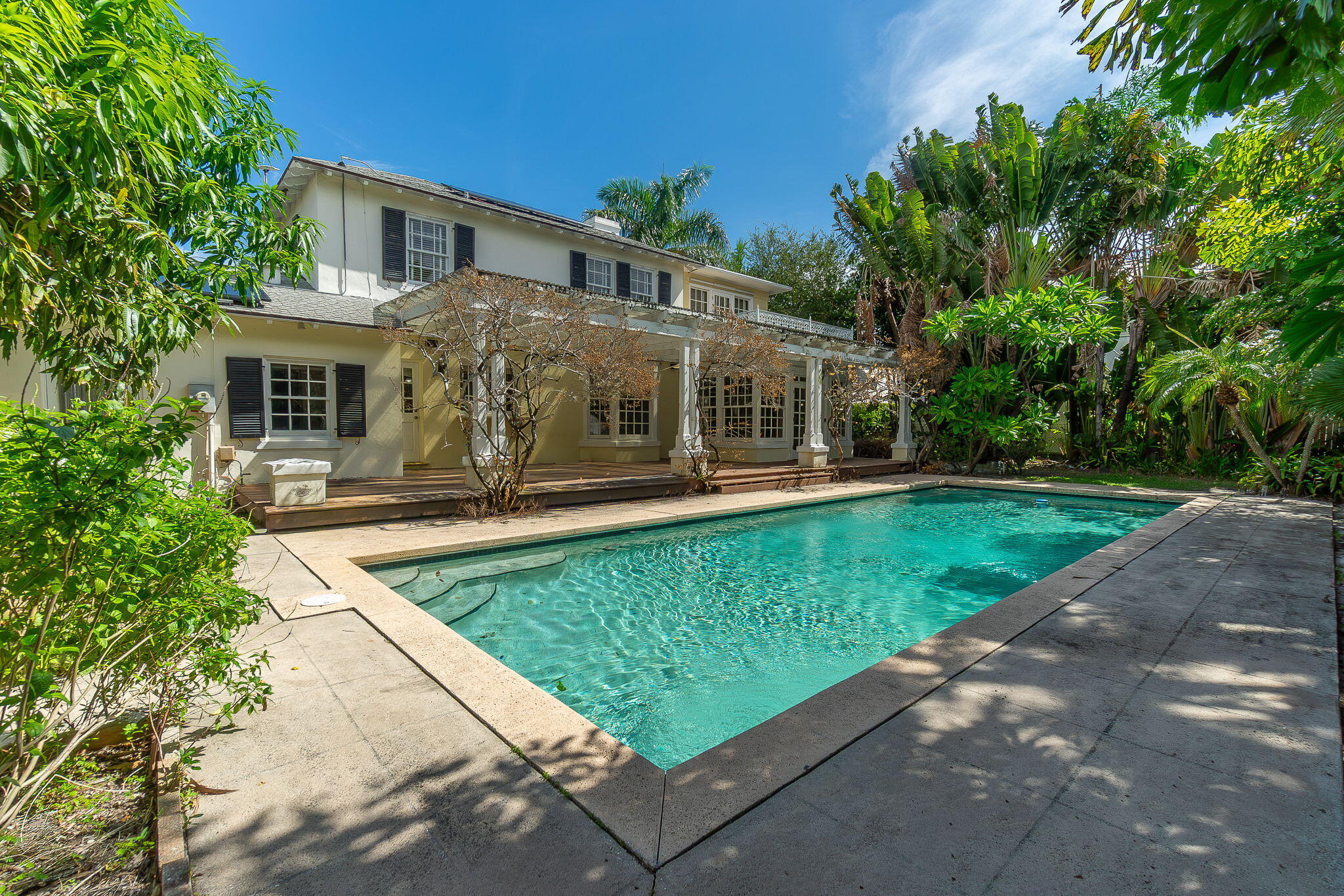 main property photo 45