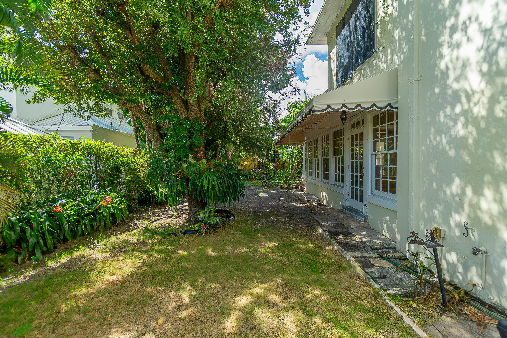 main property photo 48