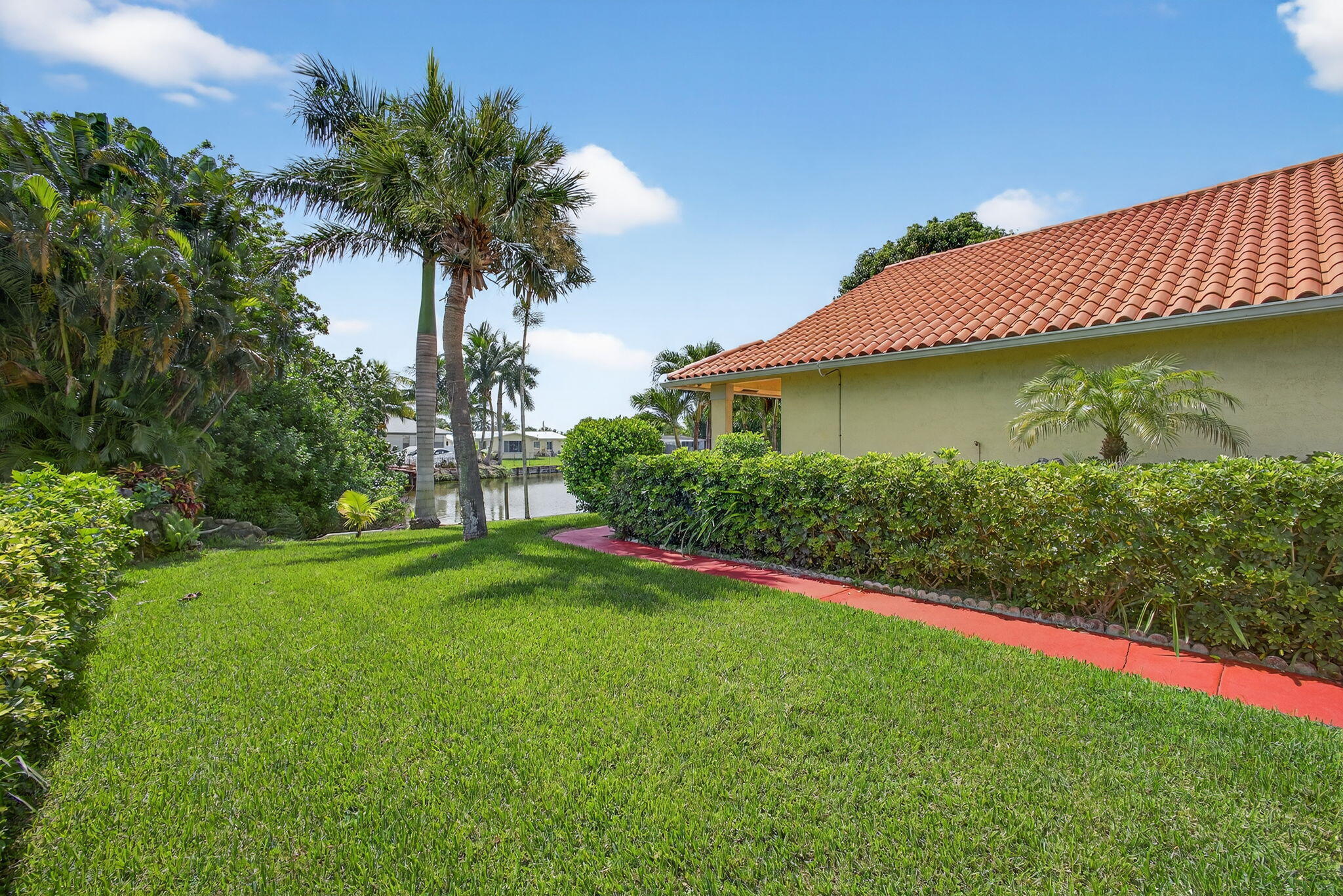 main property photo 54