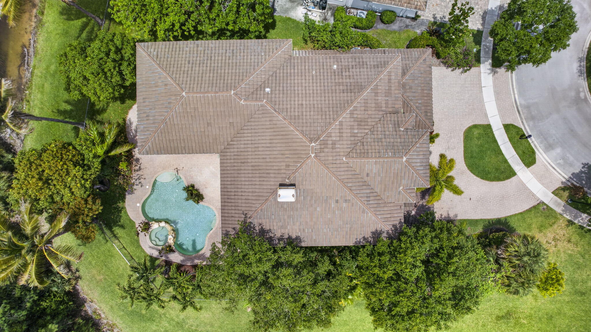 main property photo 57