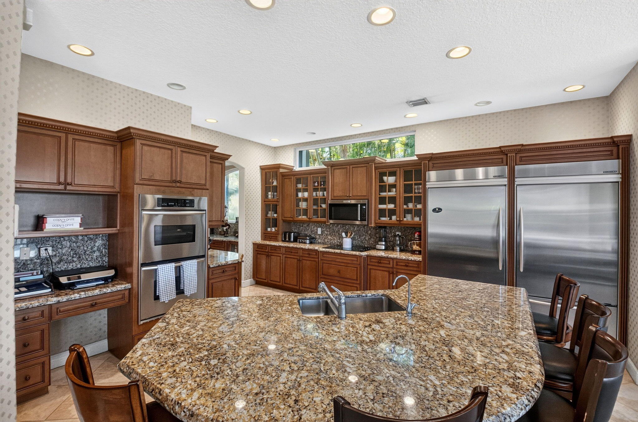 main property photo 19