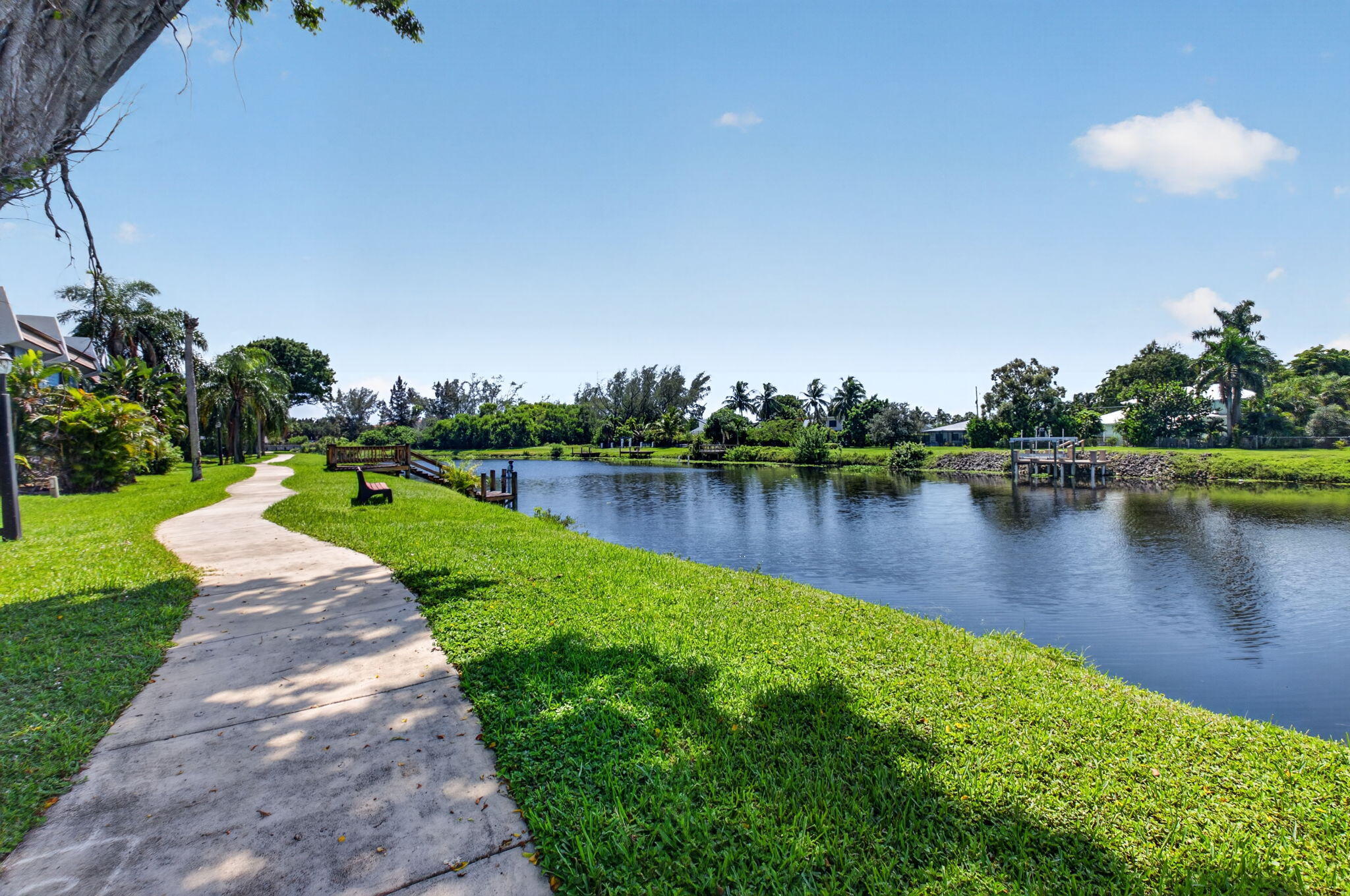 main property photo 78