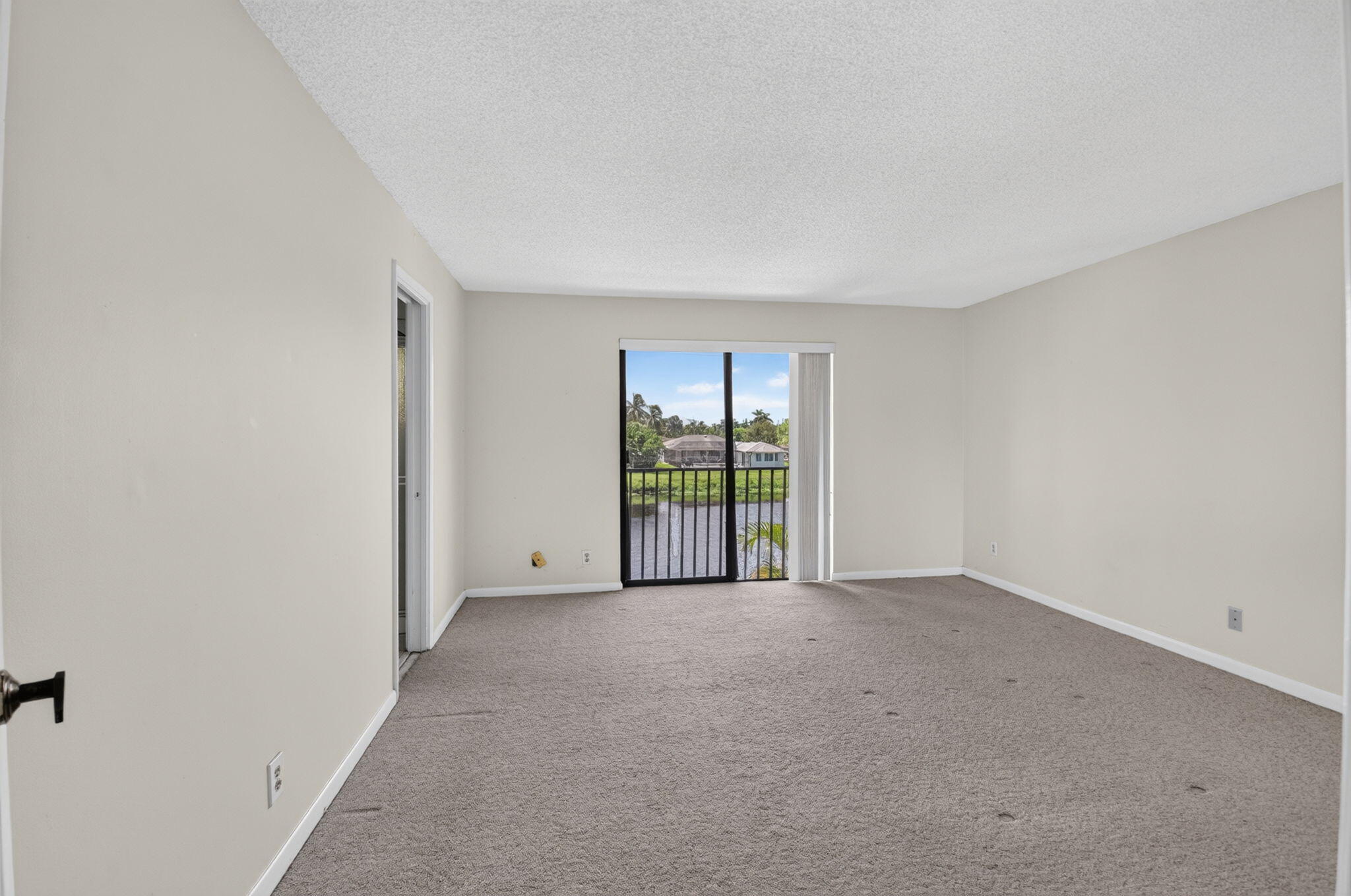 main property photo 90
