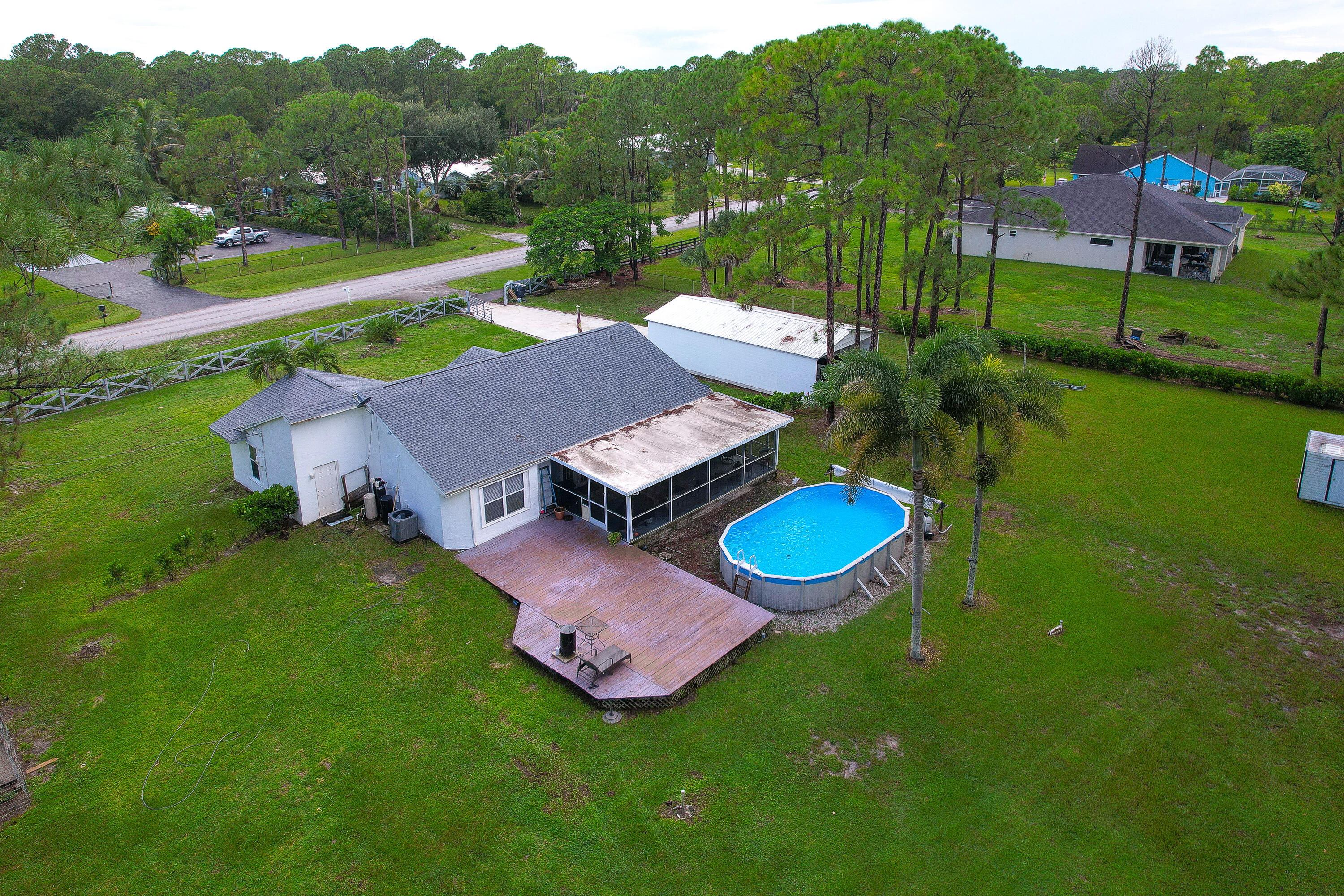 main property photo 34