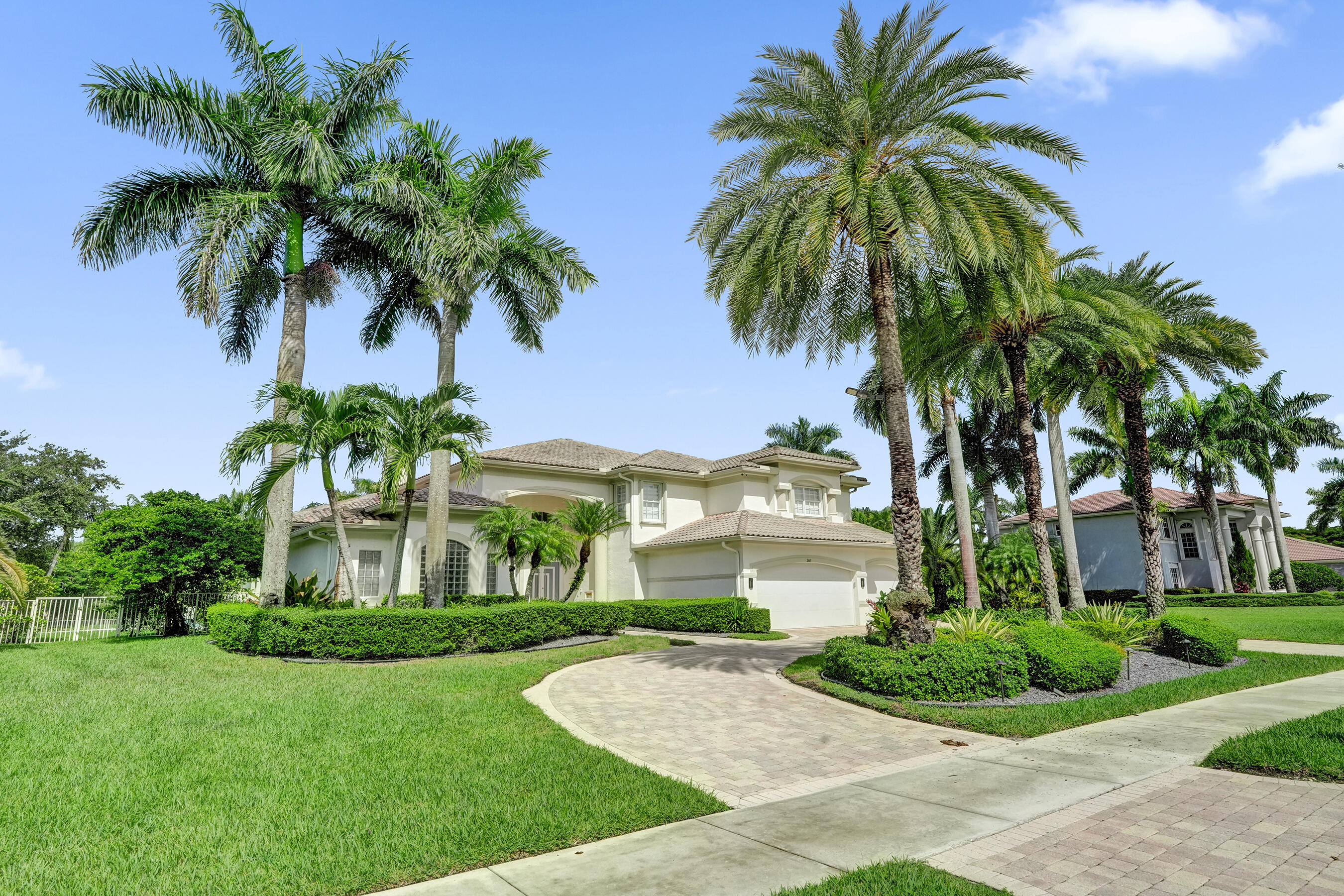 main property photo 12