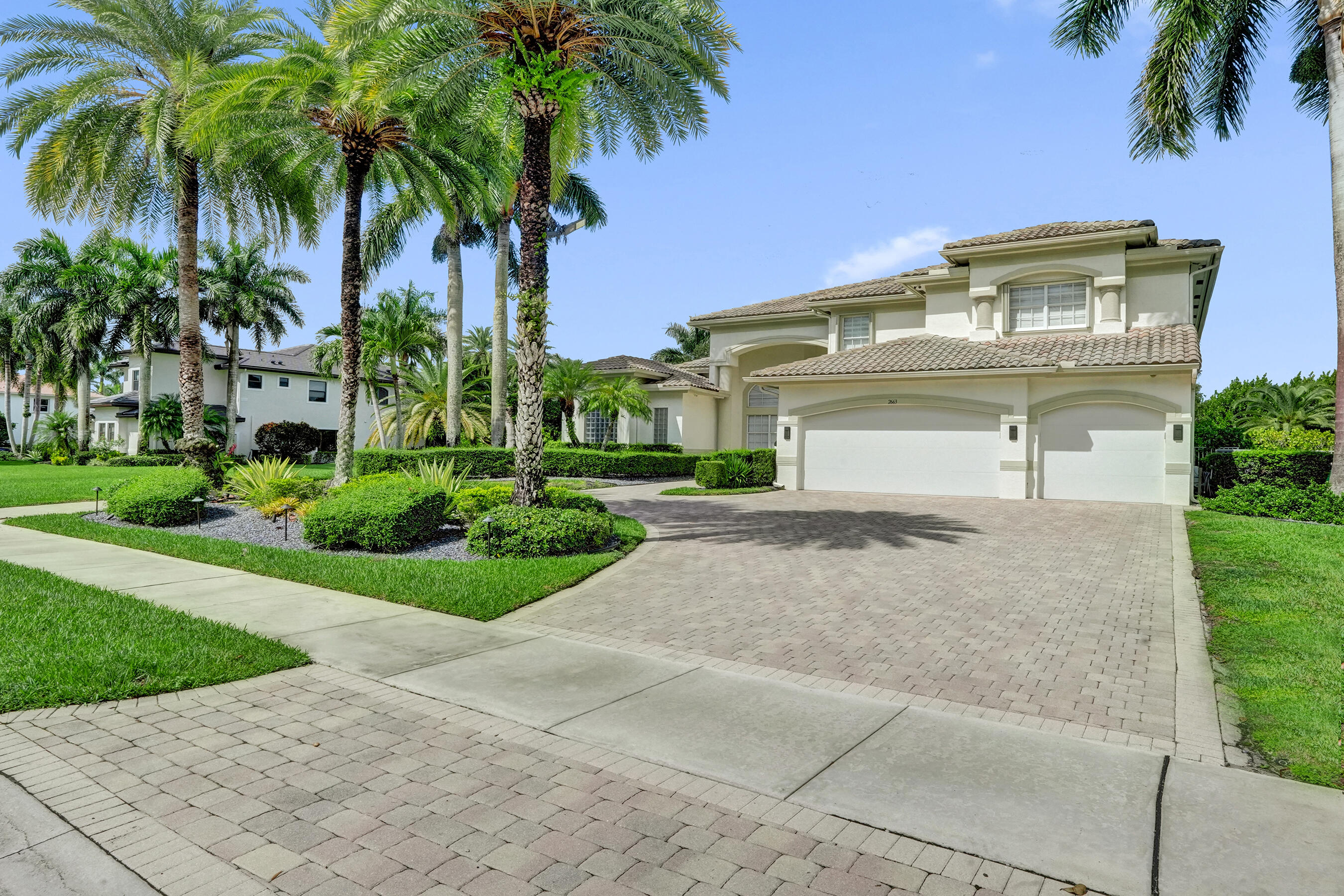 main property photo 15