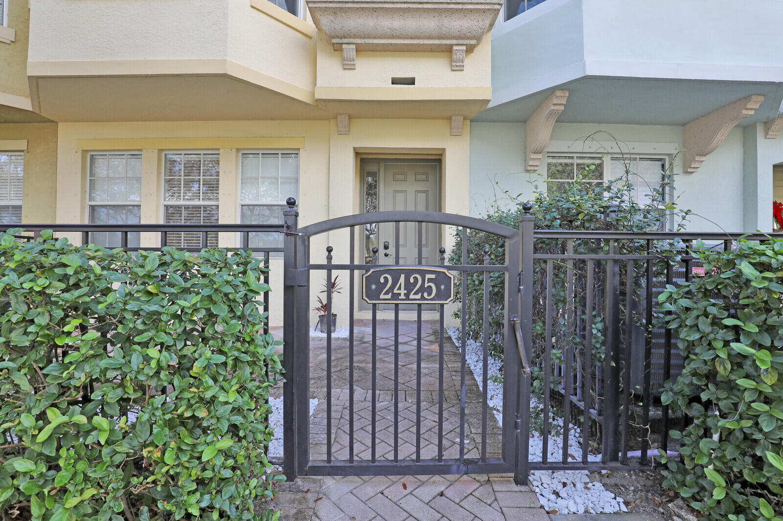 main property photo 20