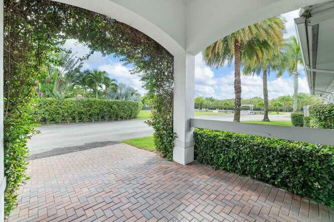 main property photo 59