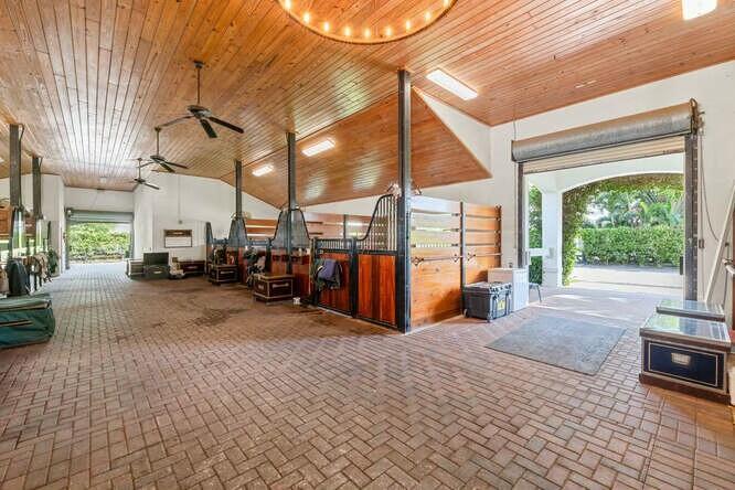 main property photo 62