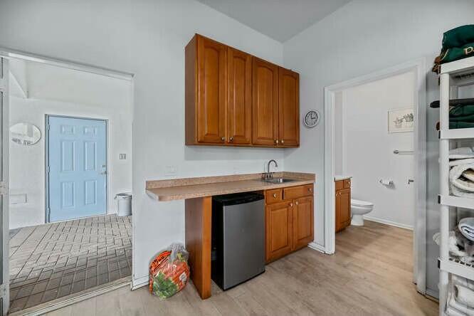 main property photo 70