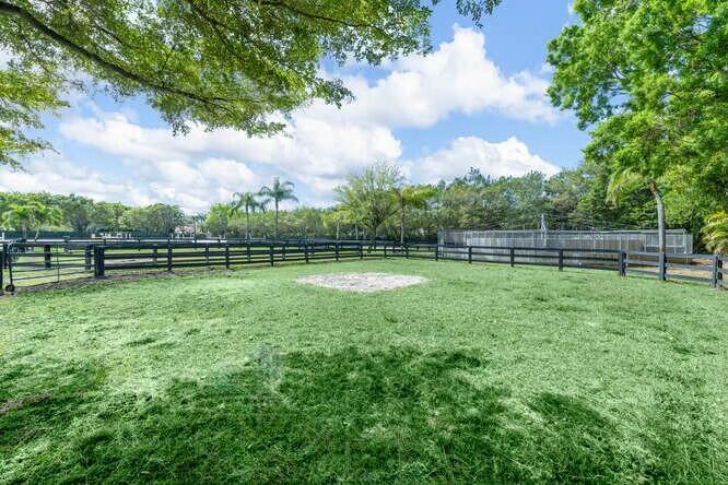 main property photo 85