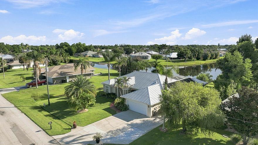 main property photo 50