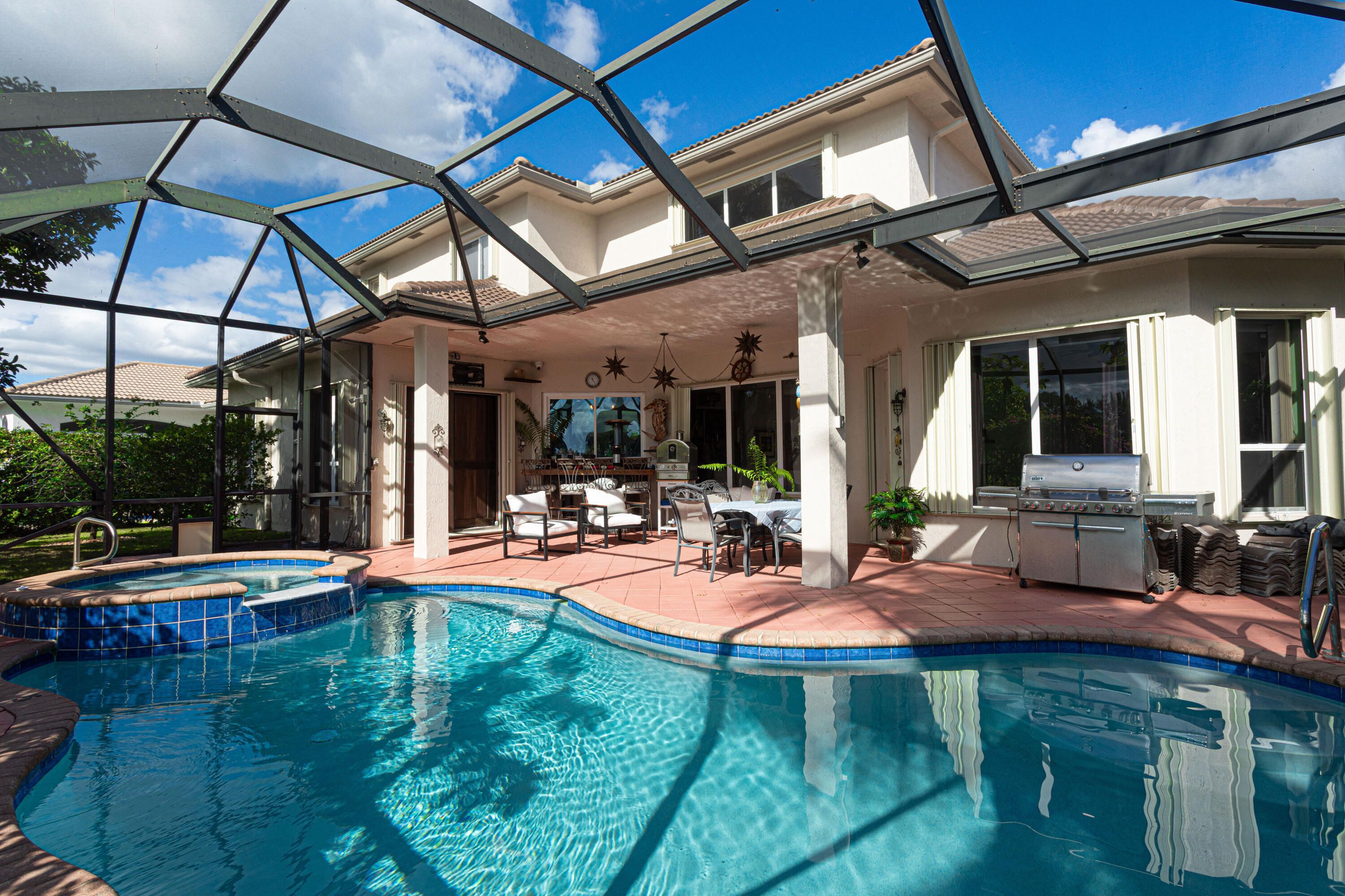 main property photo 44
