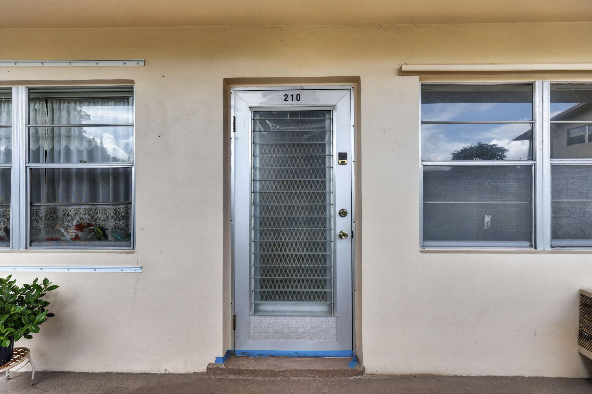 main property photo 24