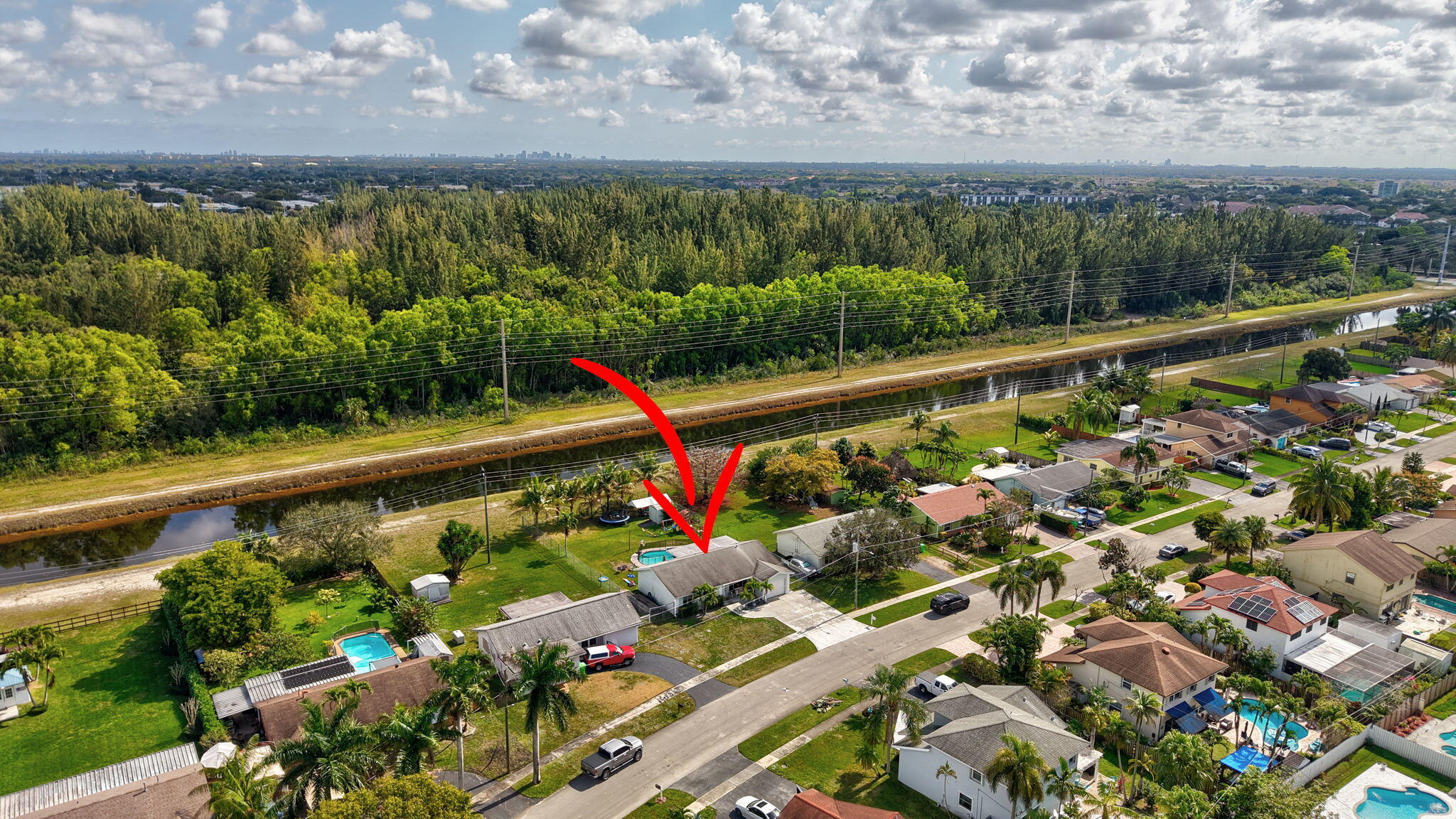 main property photo 27