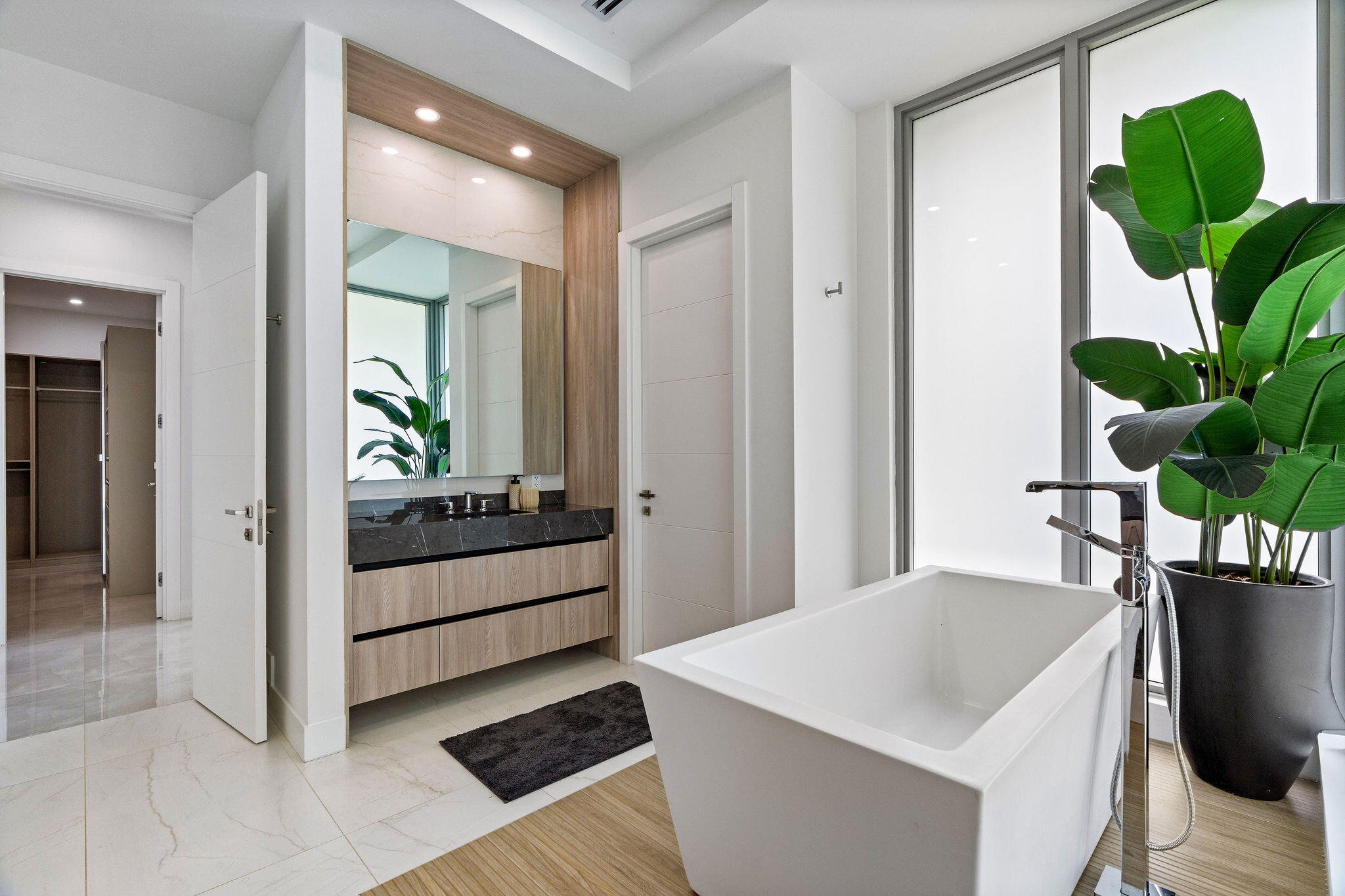 main property photo 66