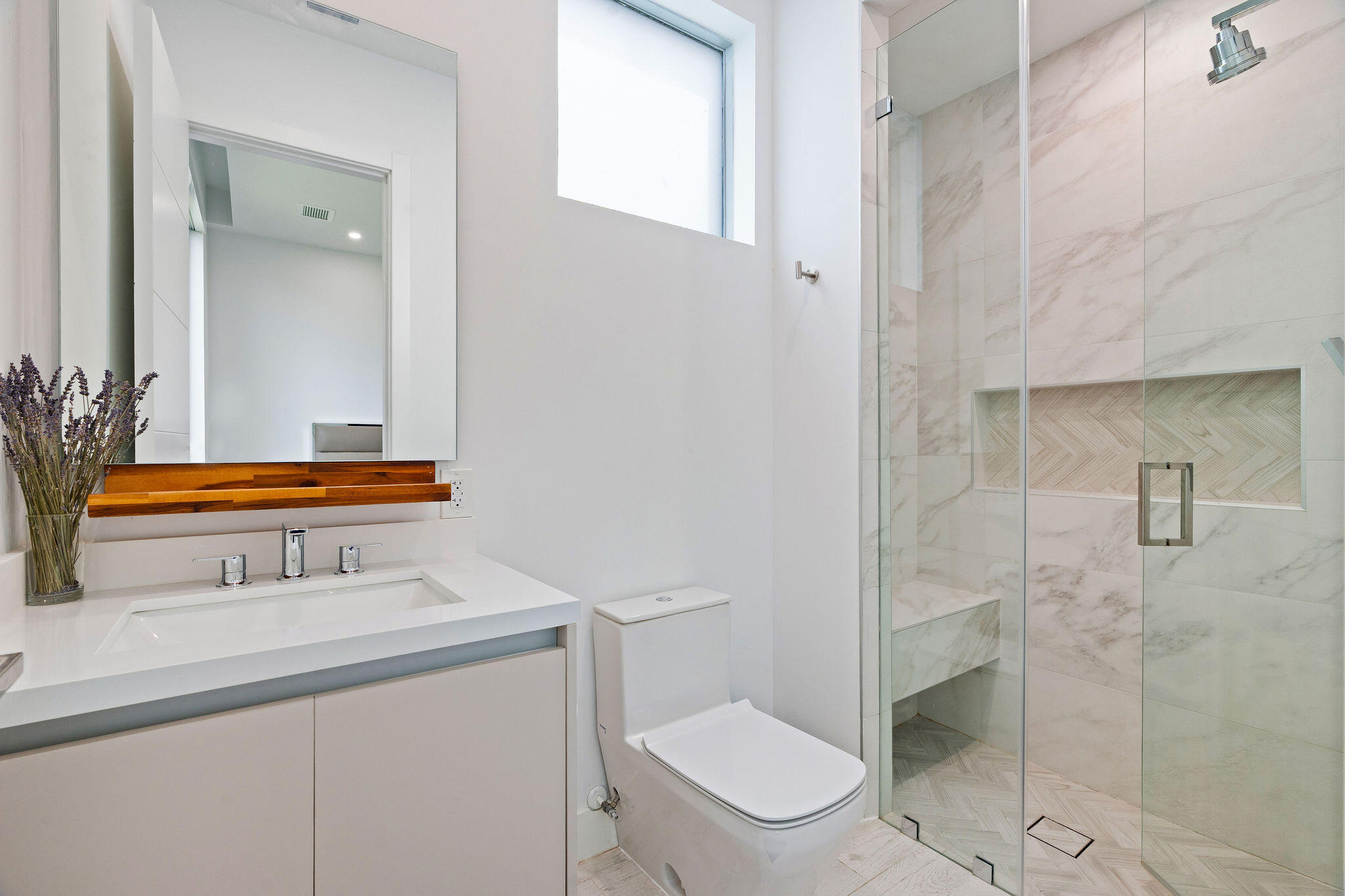 main property photo 80