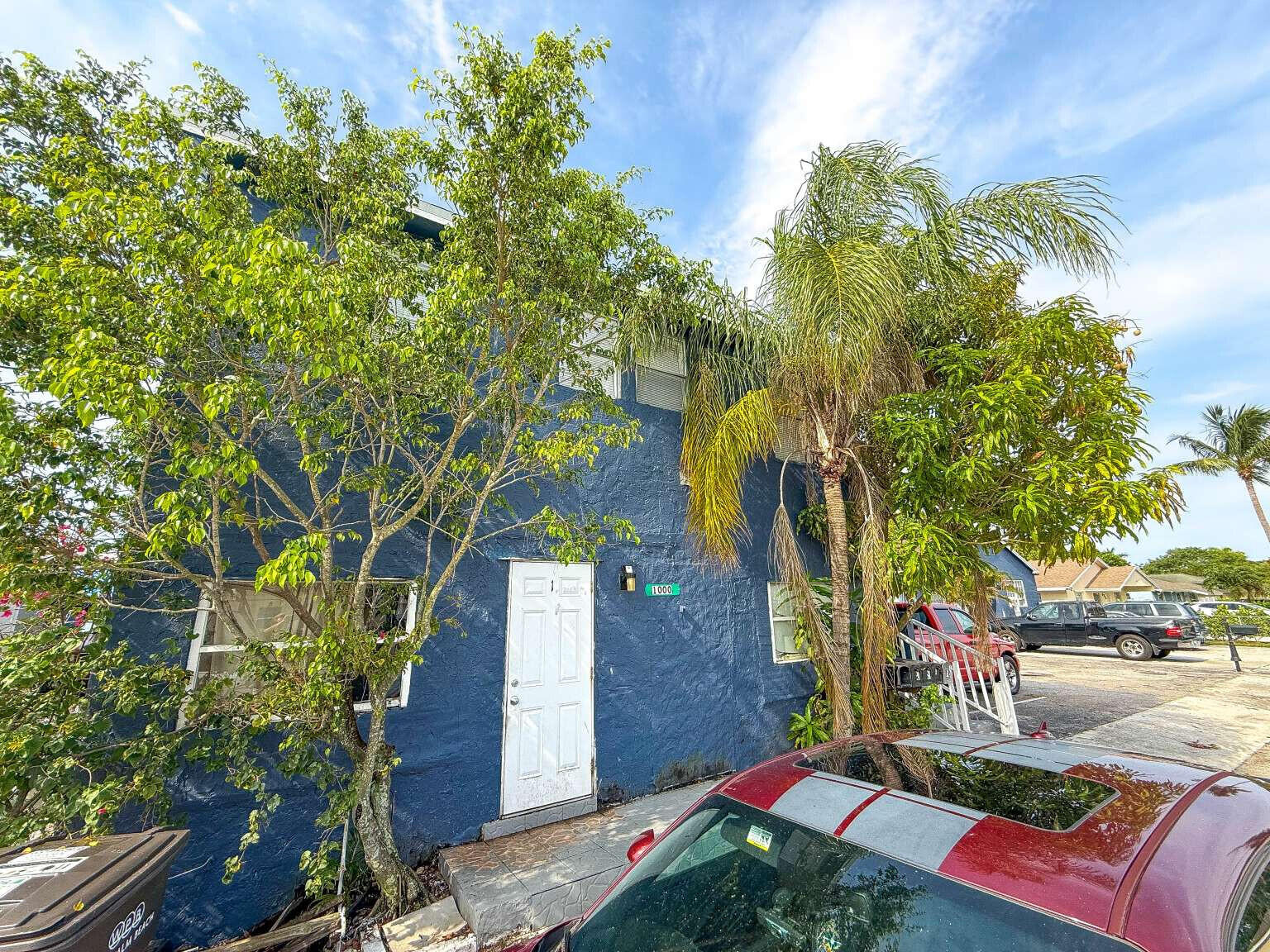 main property photo 10