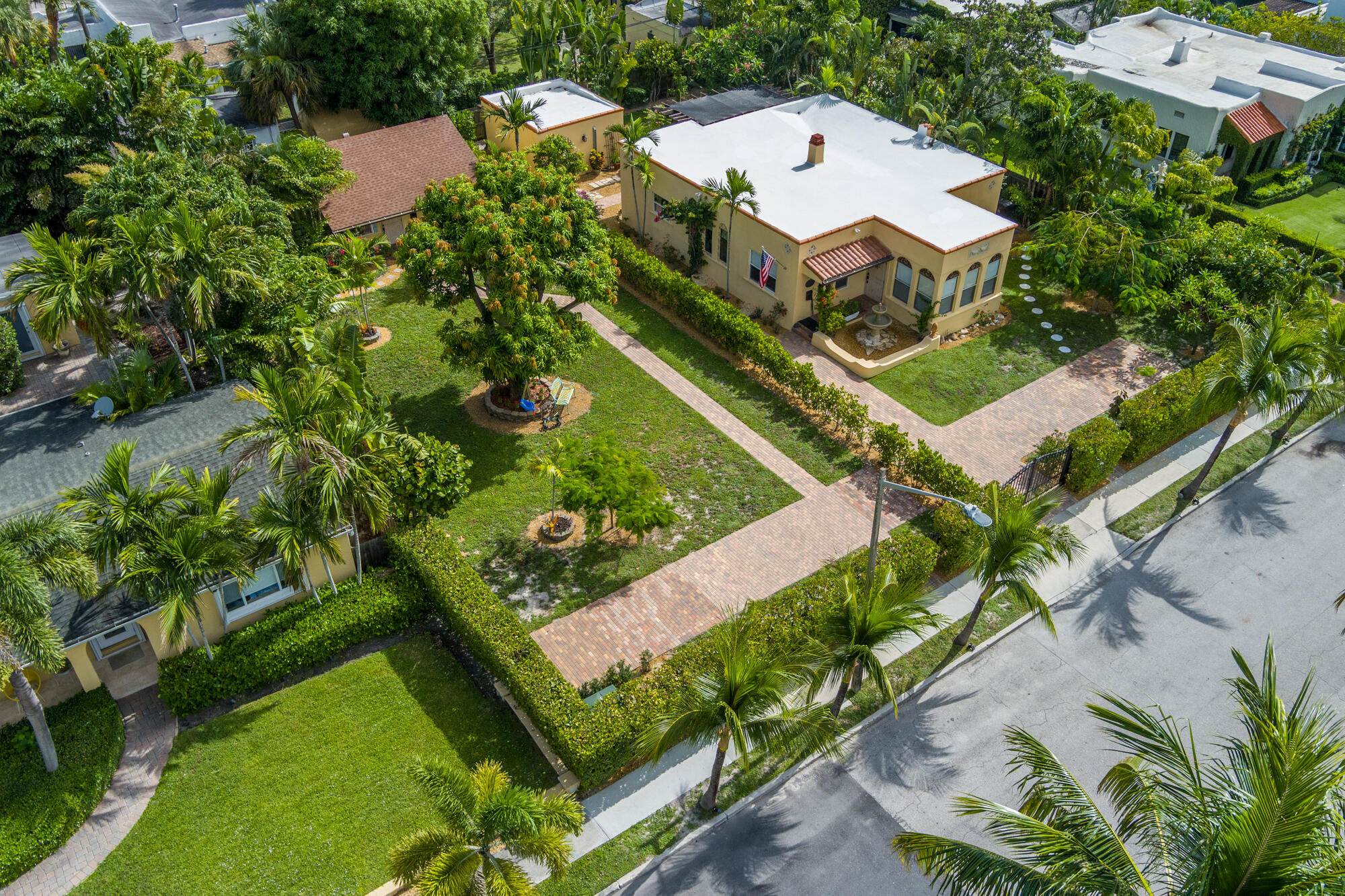 main property photo 42